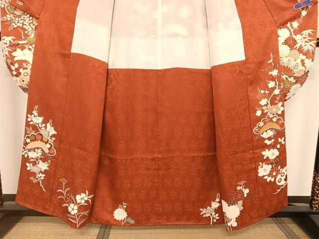 AAAU0261np