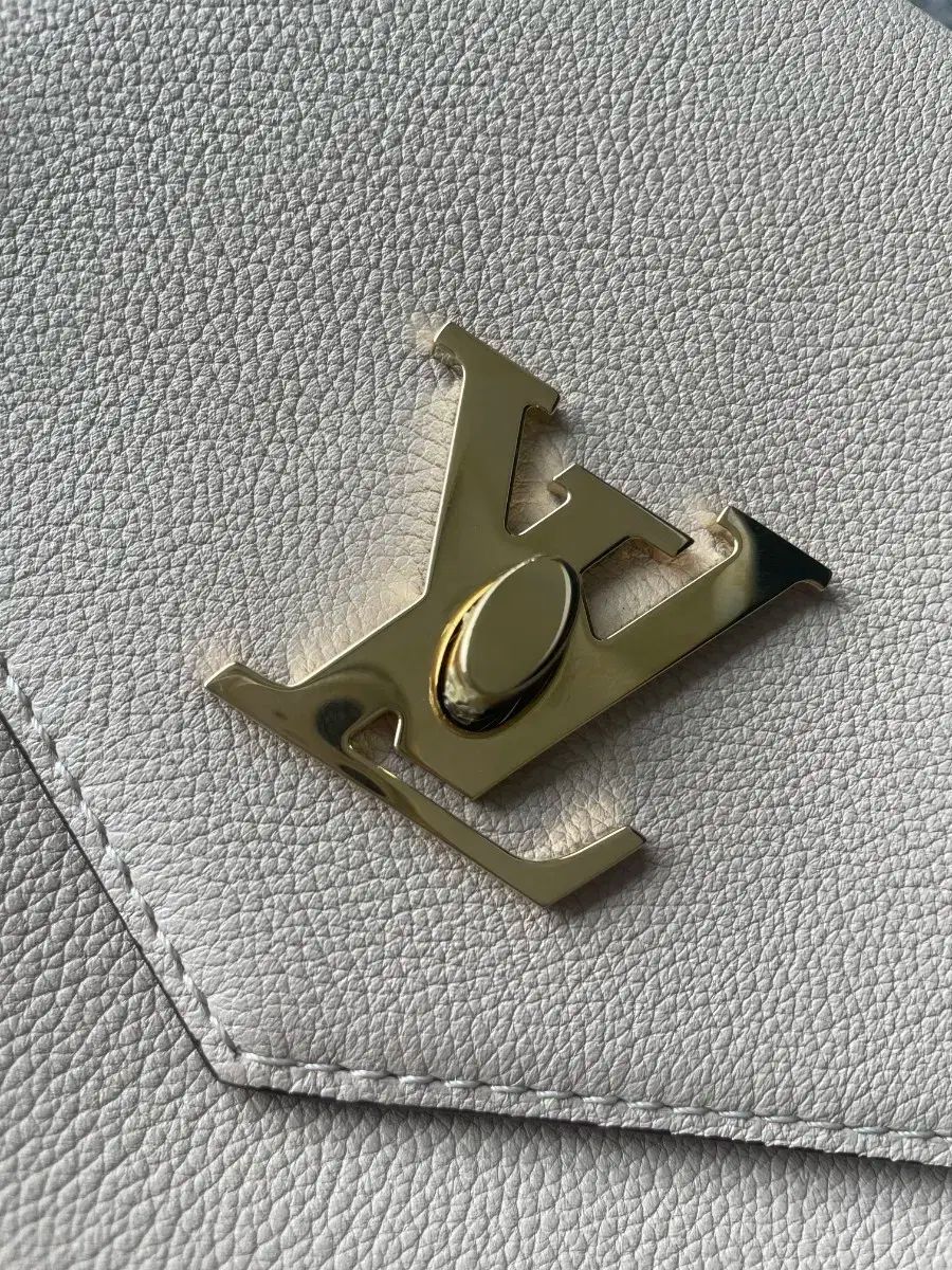 Louis Vuitton ルイヴィトン マイロックミー 金具 チェーンバッグ