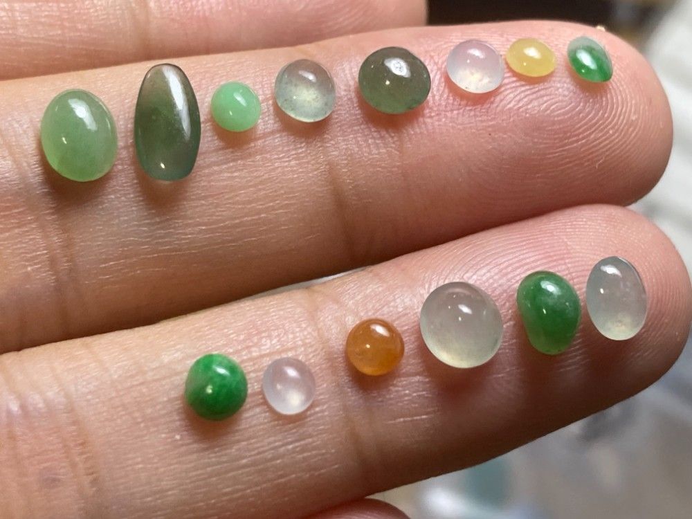 RS5-94 上品 宝石質 深緑 ミャンマー産天然 A貨 本翡翠 ルース 裸石