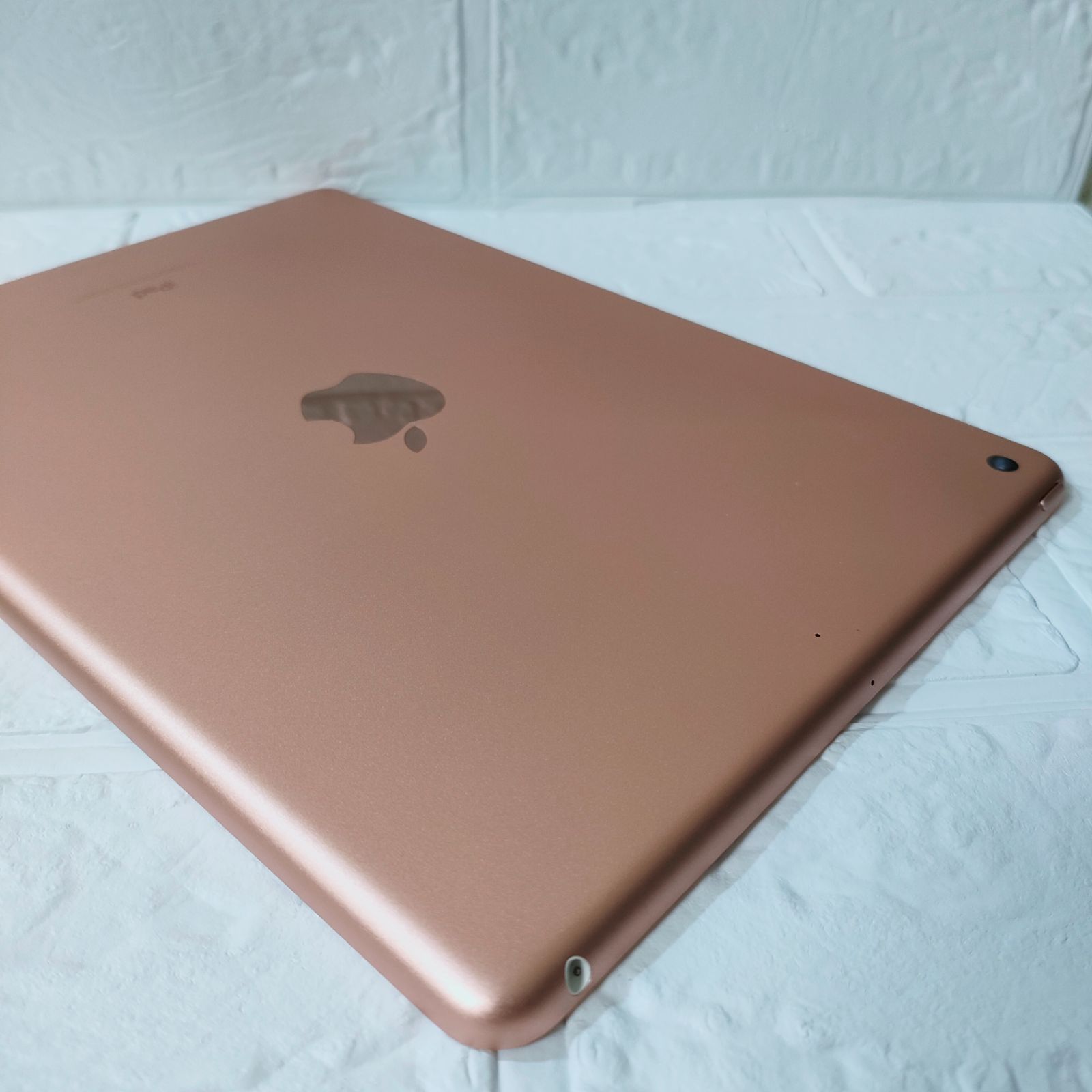 第6世代 iPad 32GB wifiモデル 付属品完備 管理No.s269
