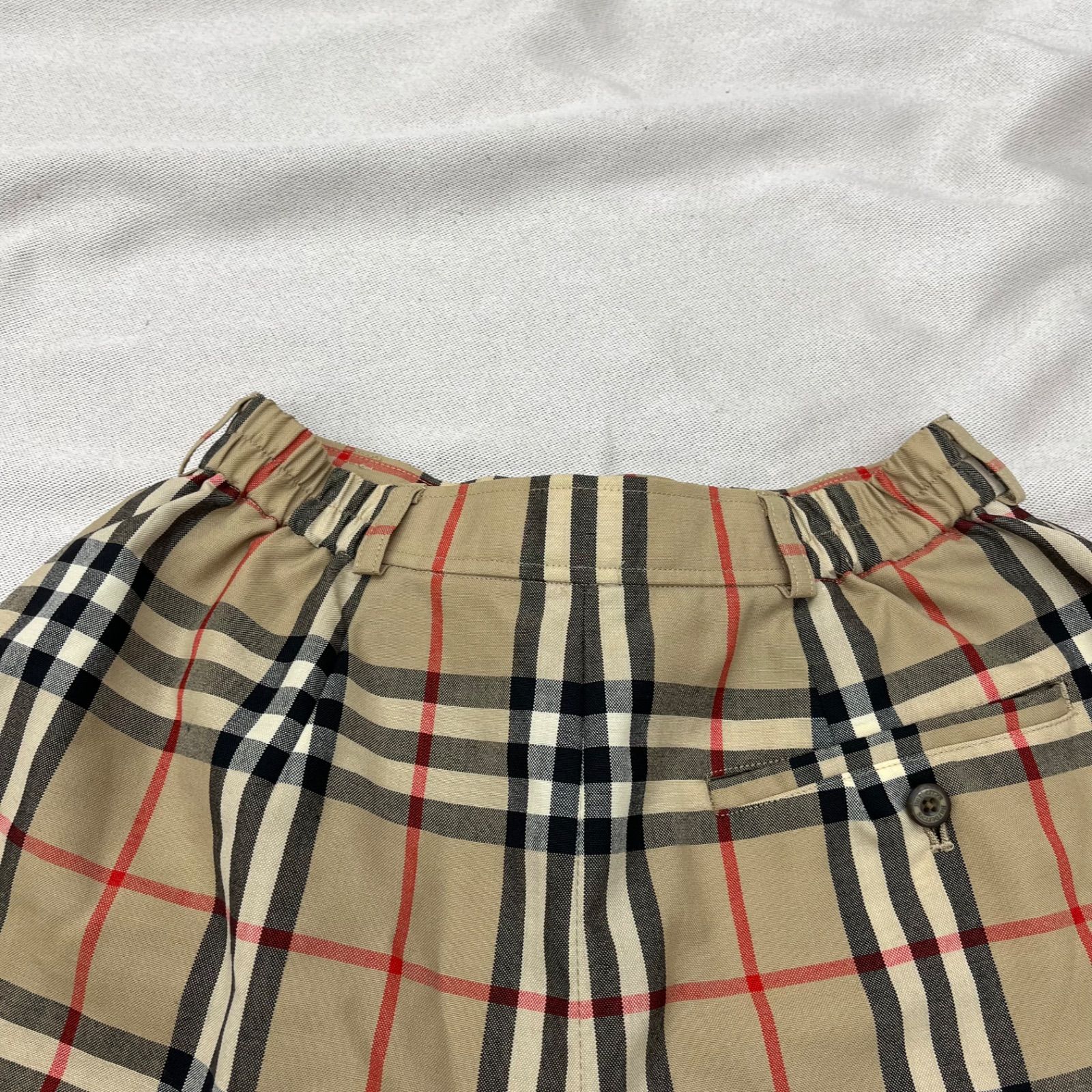 Burberry チェック柄ベージュショートパンツ M Burberry ショート