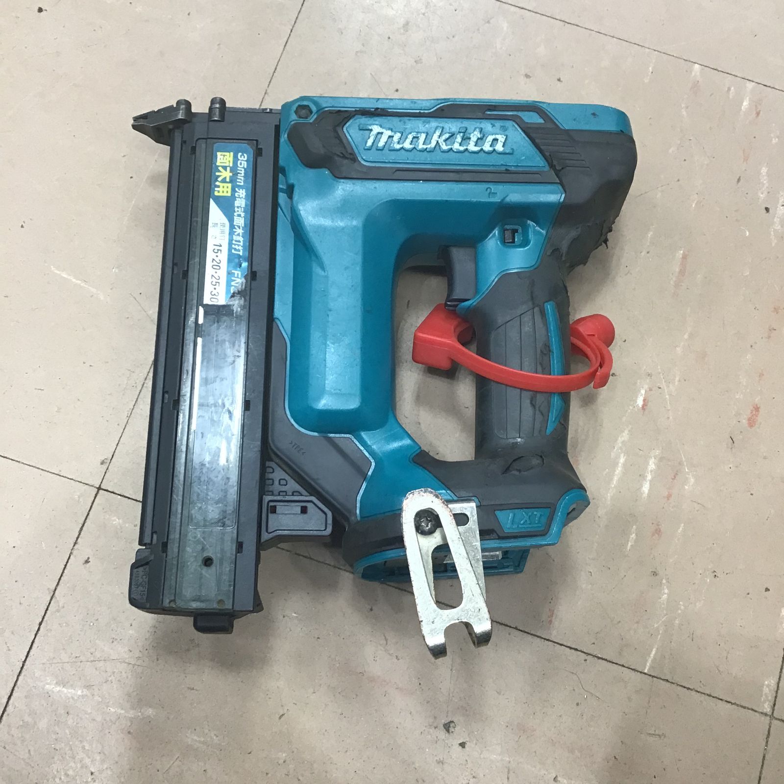 ☆マキタ(makita) コードレスフィニッシュネイラ FN350DZK【草加店】 - メルカリ