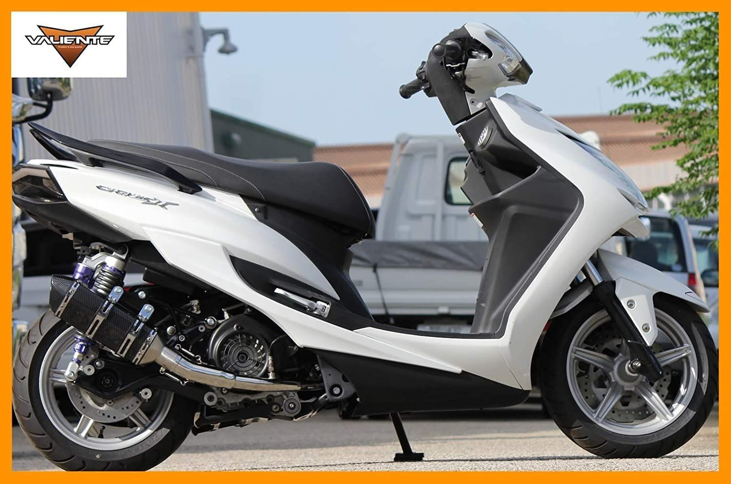 Valiente シグナスX バイクマフラー 4型 5型 SR EBJ-SEA5J 2BJ-SED8J 
