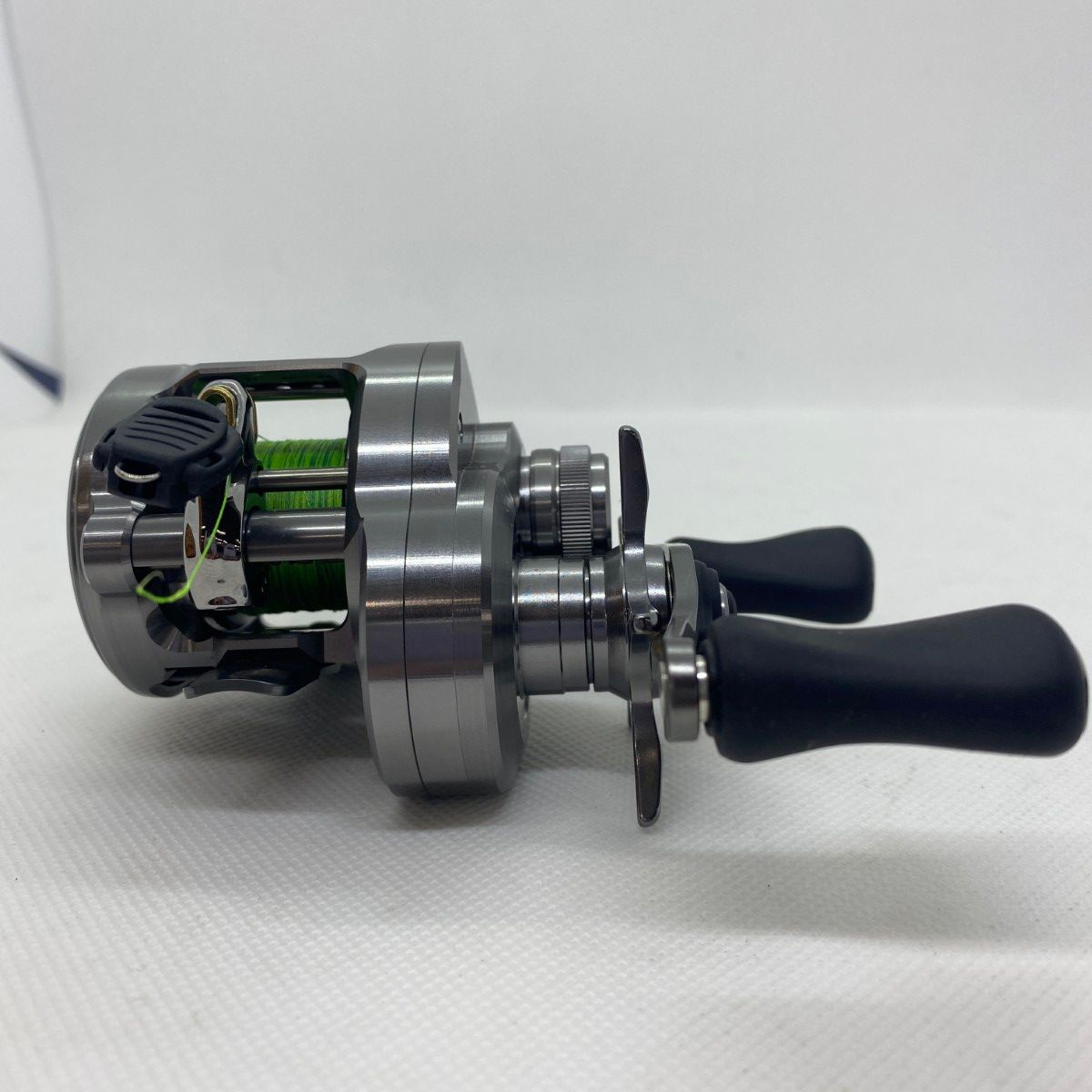 SHIMANO - ΨΨSHIMANO シマノ 045713 ΨΨSHIMANO シマノ ベイトリール 23カルカッタコンクエストBFS