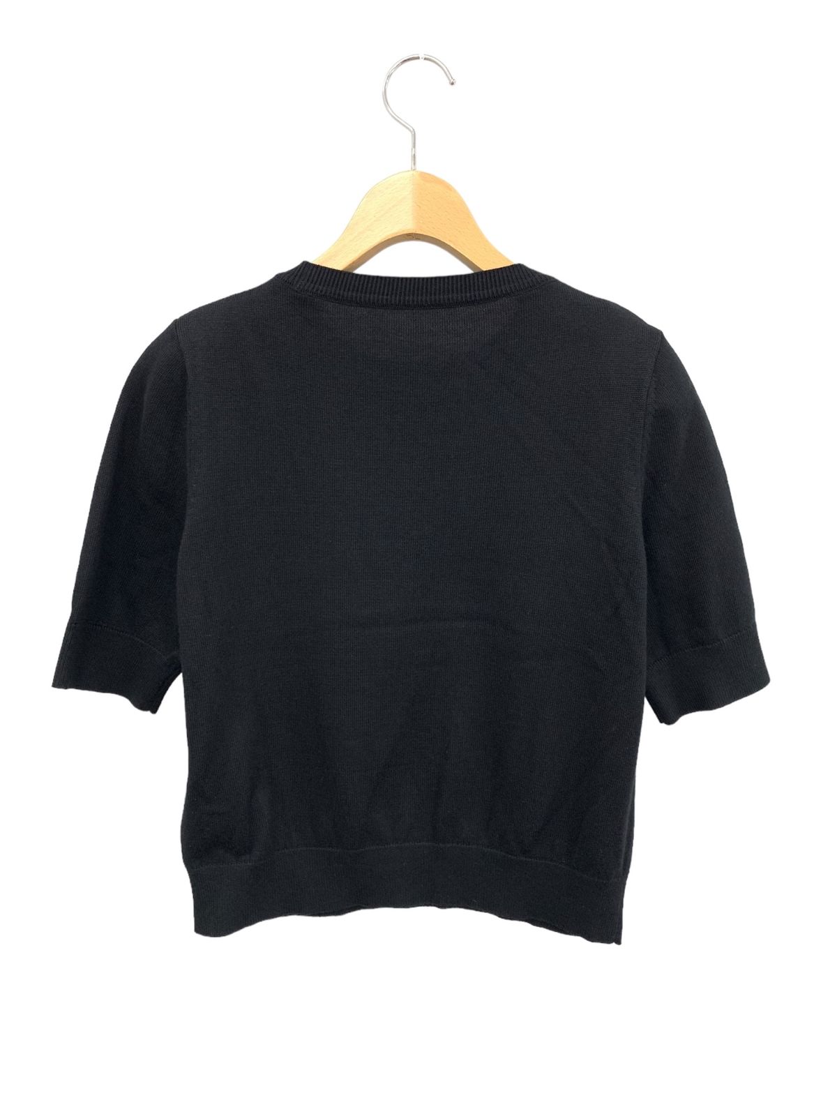 フォクシーブティック Knit Top Eclat 44398 ニットトップス 40 ブラック ITR84R1U7YY1 中古・古着通販FOXEY (フォクシー) Knit Top Eclat ホワイト サイズ