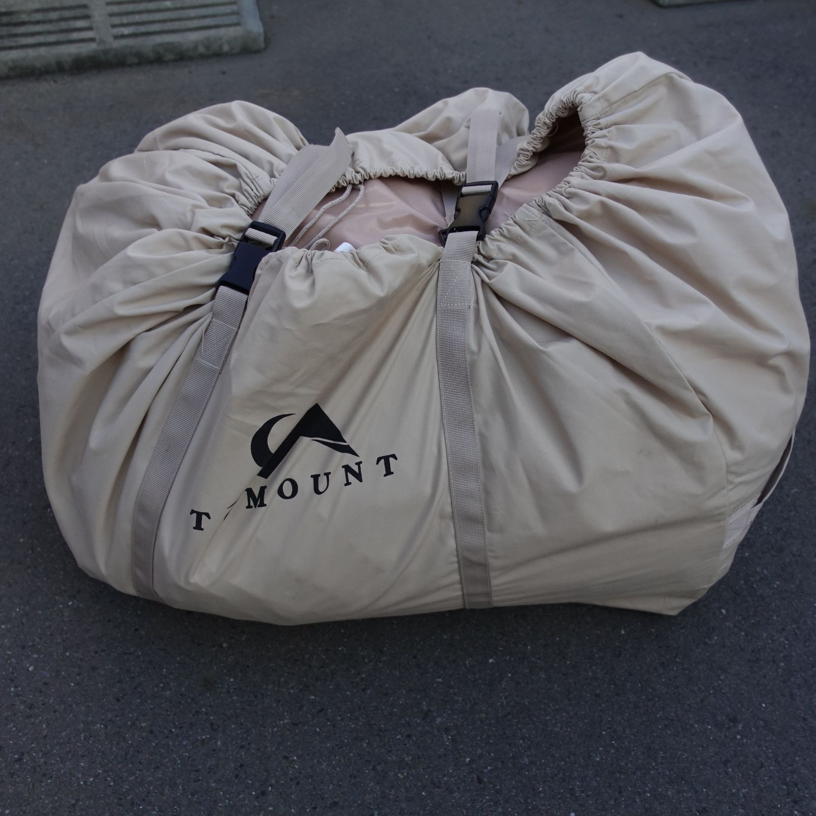 TOMOUNT インフレータブルテント