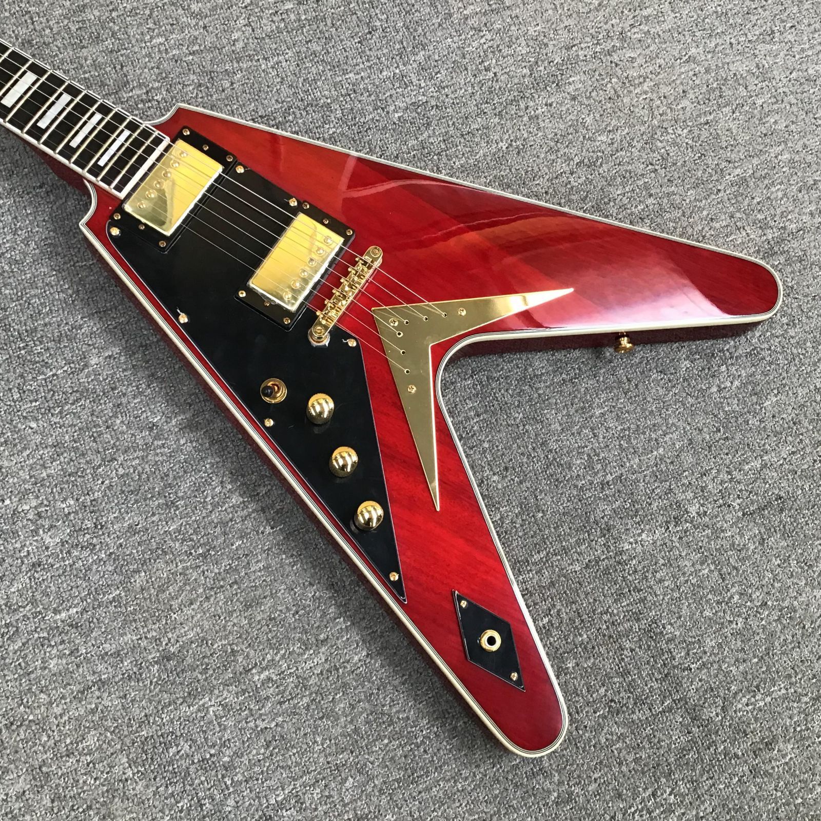 フライングV ギターレフティ改造品espケース付き フライングV ギターレフティ改造品espケース付き 楽器・機材