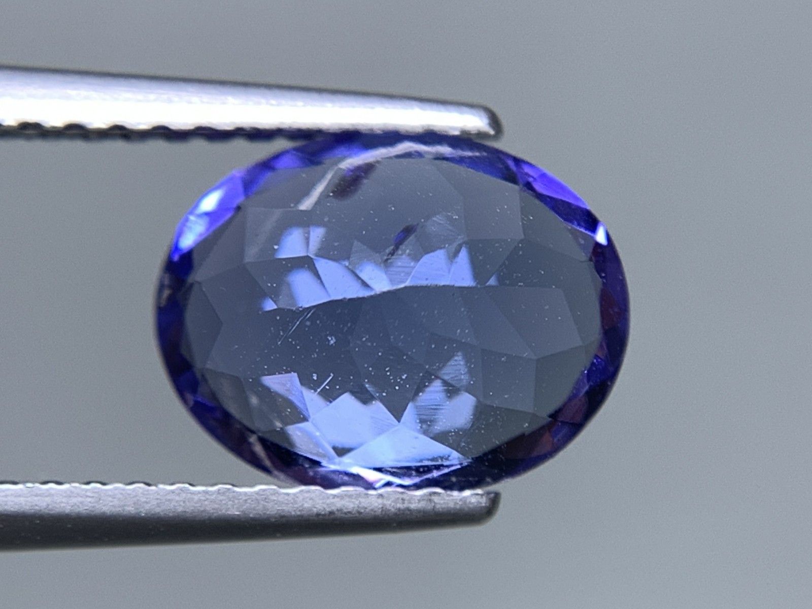 宝石ソーティング付き 9.7㎜×7.4㎜×4.5㎜