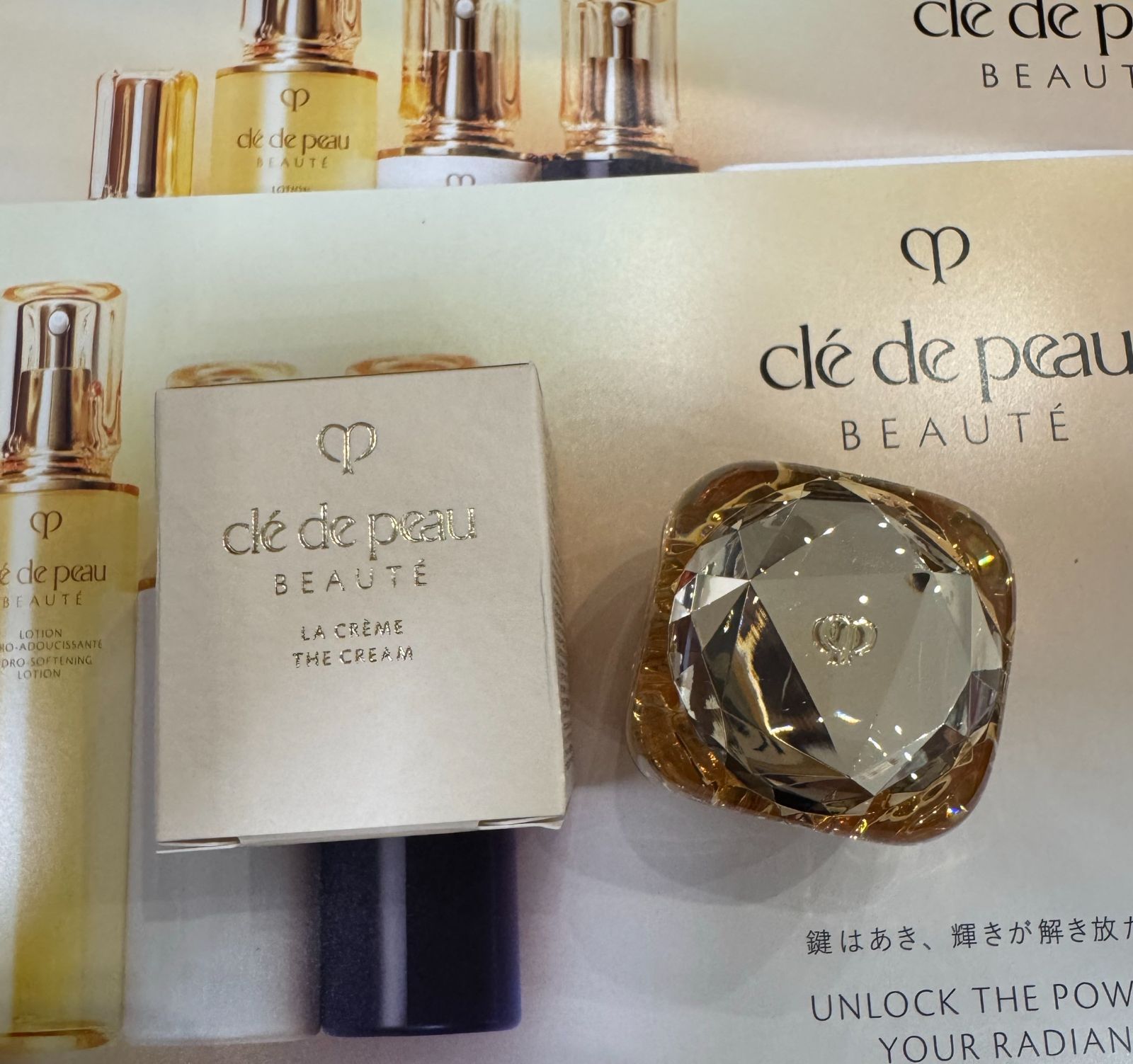 日本でも代理店 ラ・クレーム 特製サイズ クレ・ド・ポーボーテ ラ