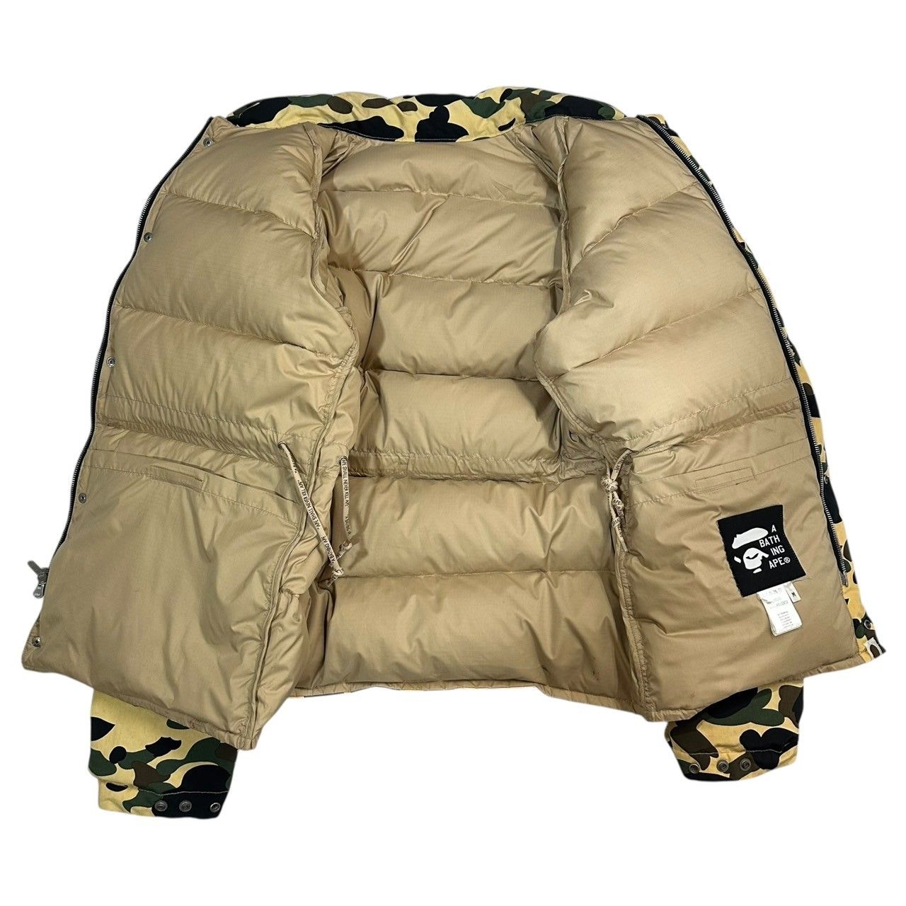A BATHING APE(アベイシングエイプ) 90's 1st Camo White Goose Down