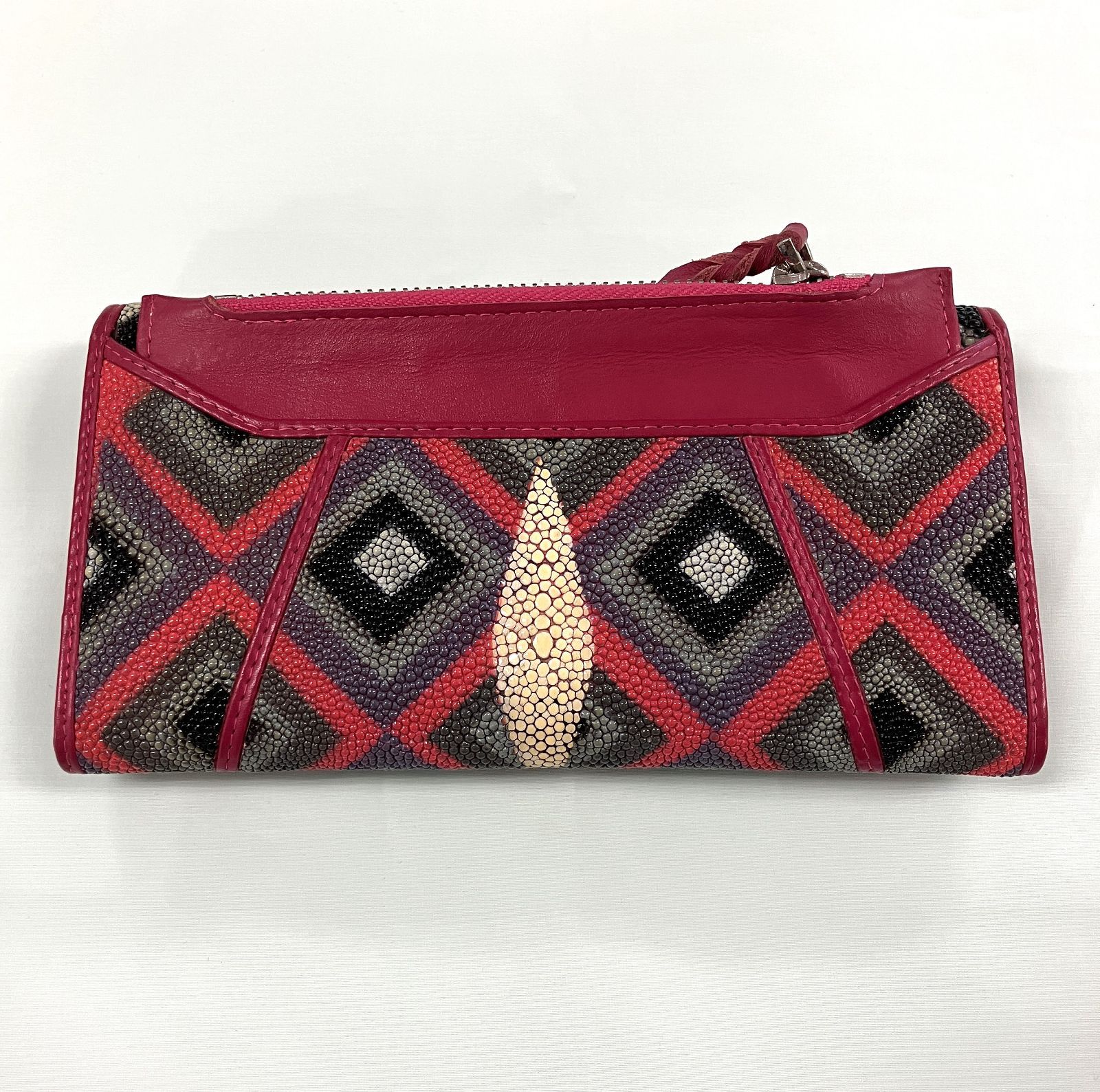 FINDIG 長財布 スティングレイ (エイ革) レッド ローズ