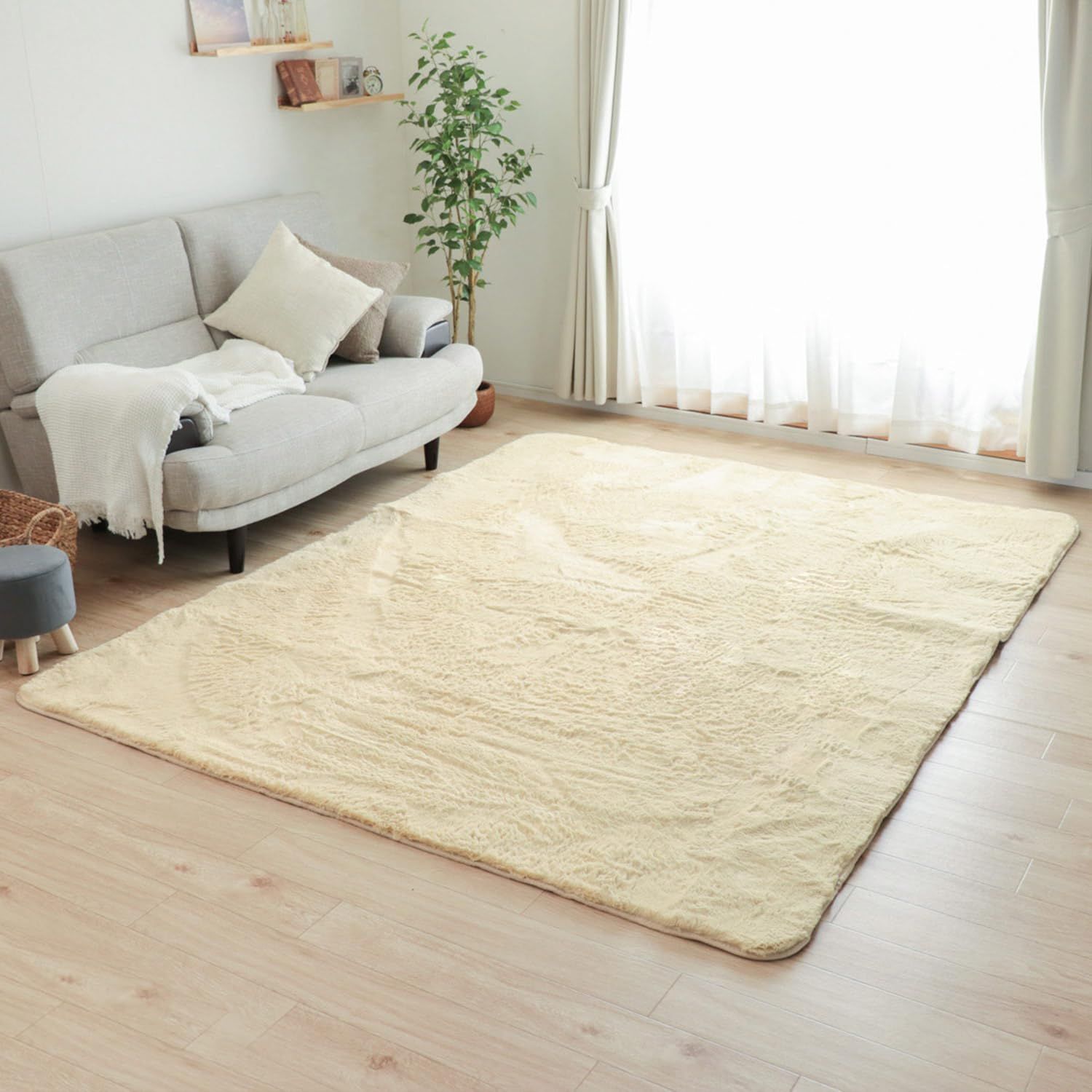 フリーリー シャギーラグ ラグ カーペット 200×250cm 約3畳 防ダニ 抗菌 防臭 厚手 滑り止め付 ホットカーペット対応 絨毯 無地 ベージュ