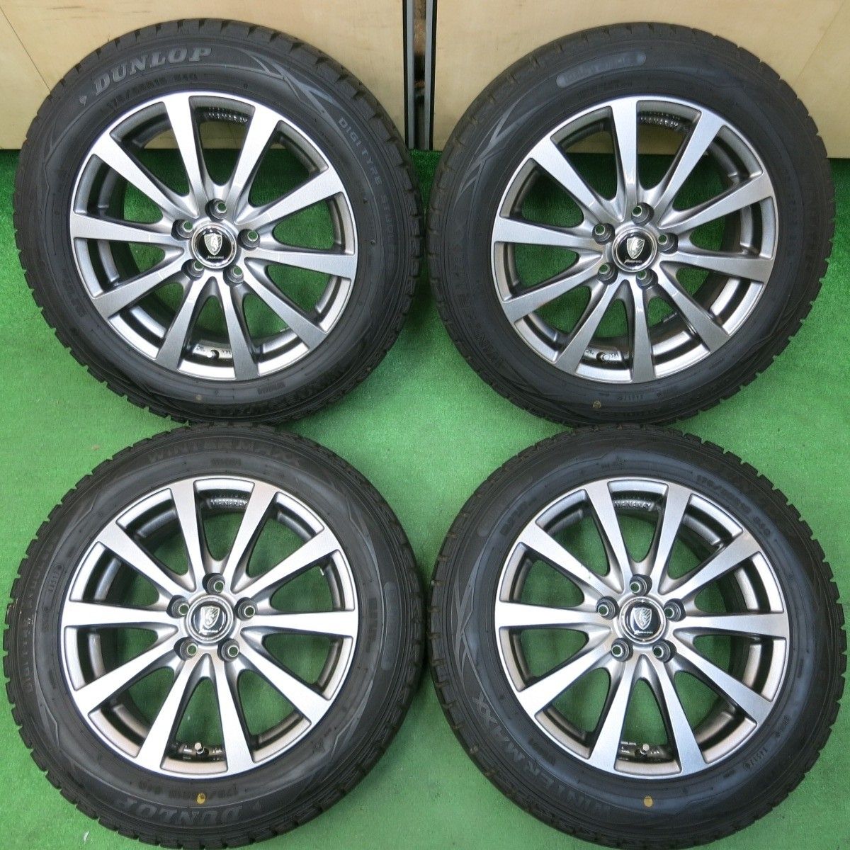 バリ溝！キレイ！9.5分☆スタッドレス 175/65R15 ダンロップ 