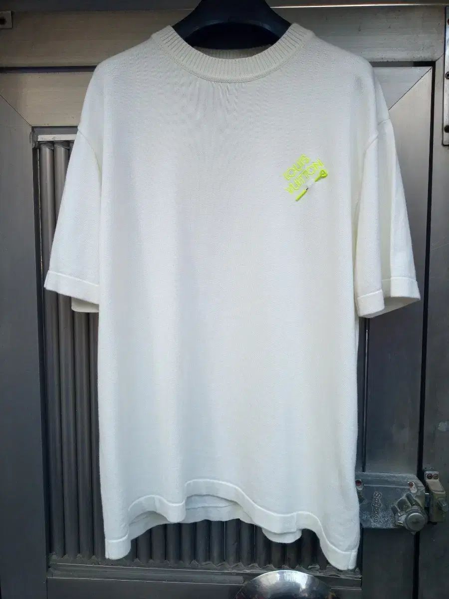 さやか！正規品☆Vuitton☆半袖ニット☆ウール☆アイボリー louis-vuitton-topstitched-