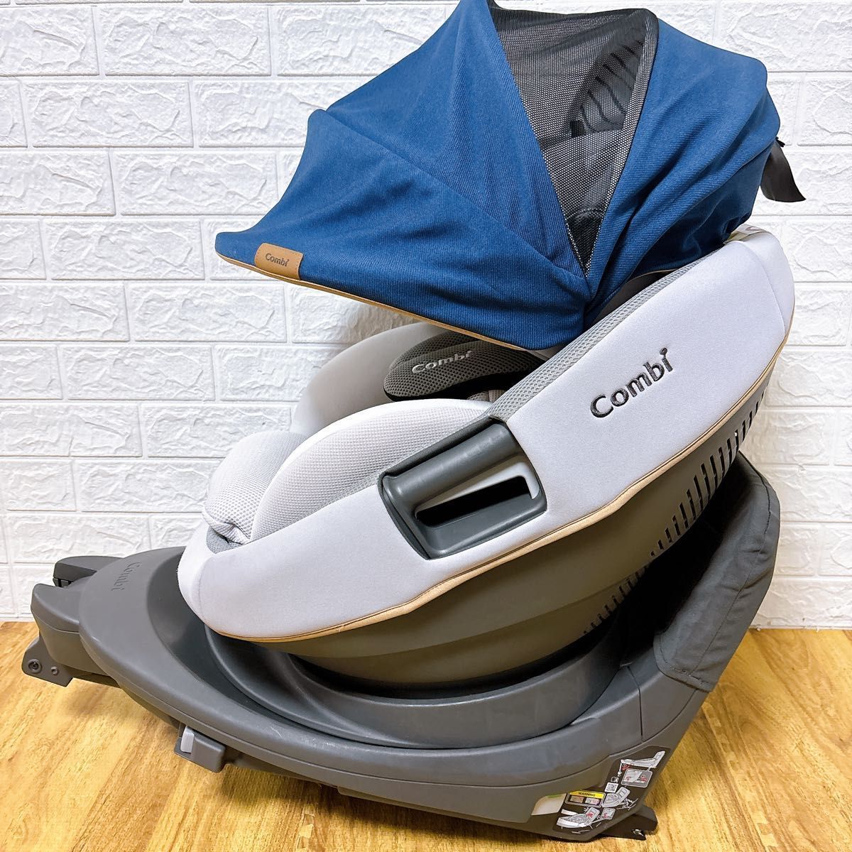 Combi コンビ チャイルドシートTHE S AIR ISOFIXエッグショックZB-690 最上位モデル 回転式 R129