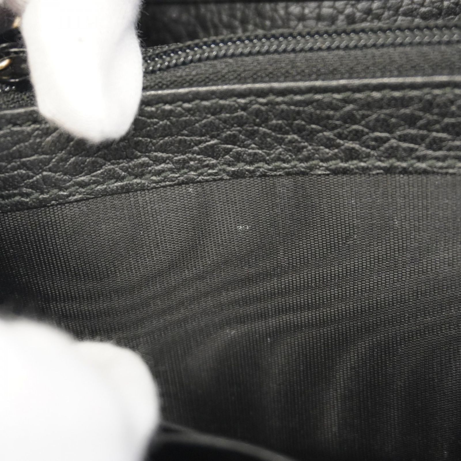 ショルダーウォレット