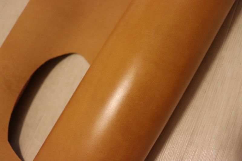ウイスキー 147ds ヌメ革 牛革 バングラデシュ レザー アニリン仕上げ はぎれ 一枚革 レザークラフト 革 皮 本革 diy 生地 材料