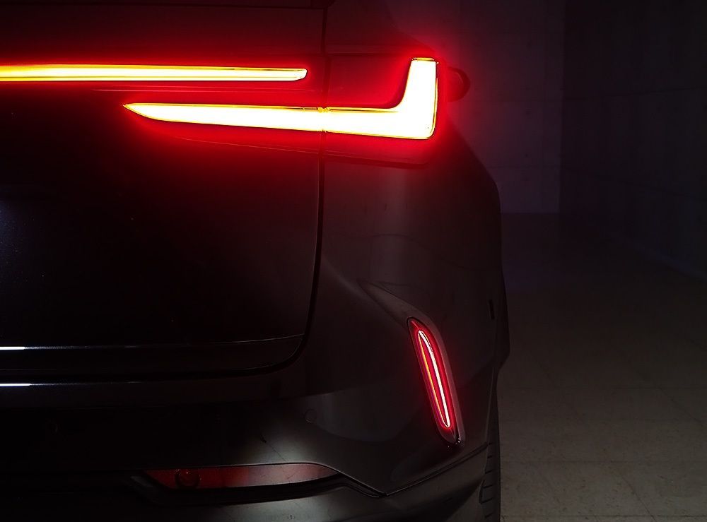 ザード ダクトイルミネーション