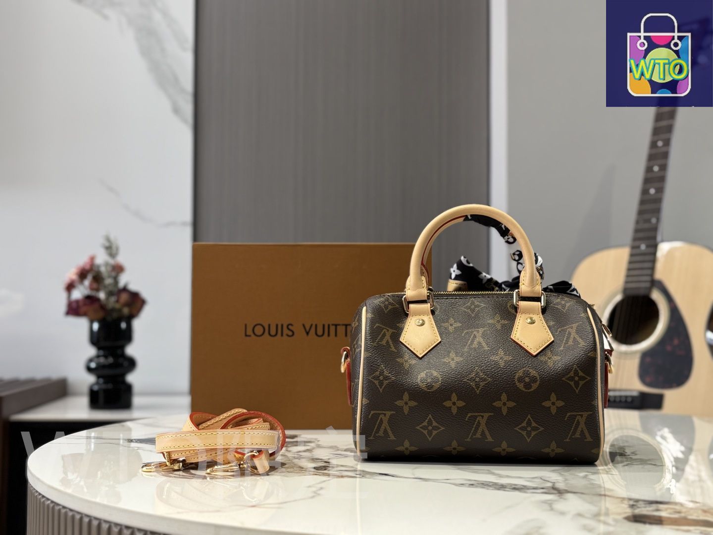 【相性抜群の配色☆小さめバッグ♪】ルイヴィトン スピーディ20 今日特価】LV ルイヴィトン スピーディ20 ピローバッグ 皮肩帯