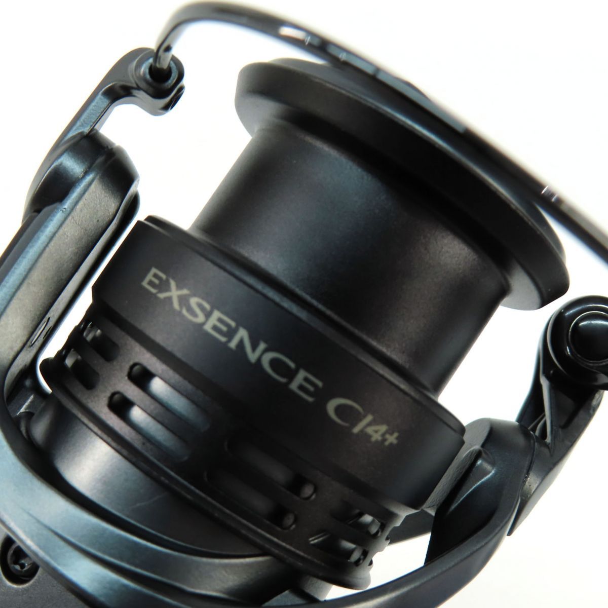 SHIMANO シマノ 18 EXSENCE エクセンス CI4+ C3000MHG 03882 スピニングリール 本体のみ ※中古美品