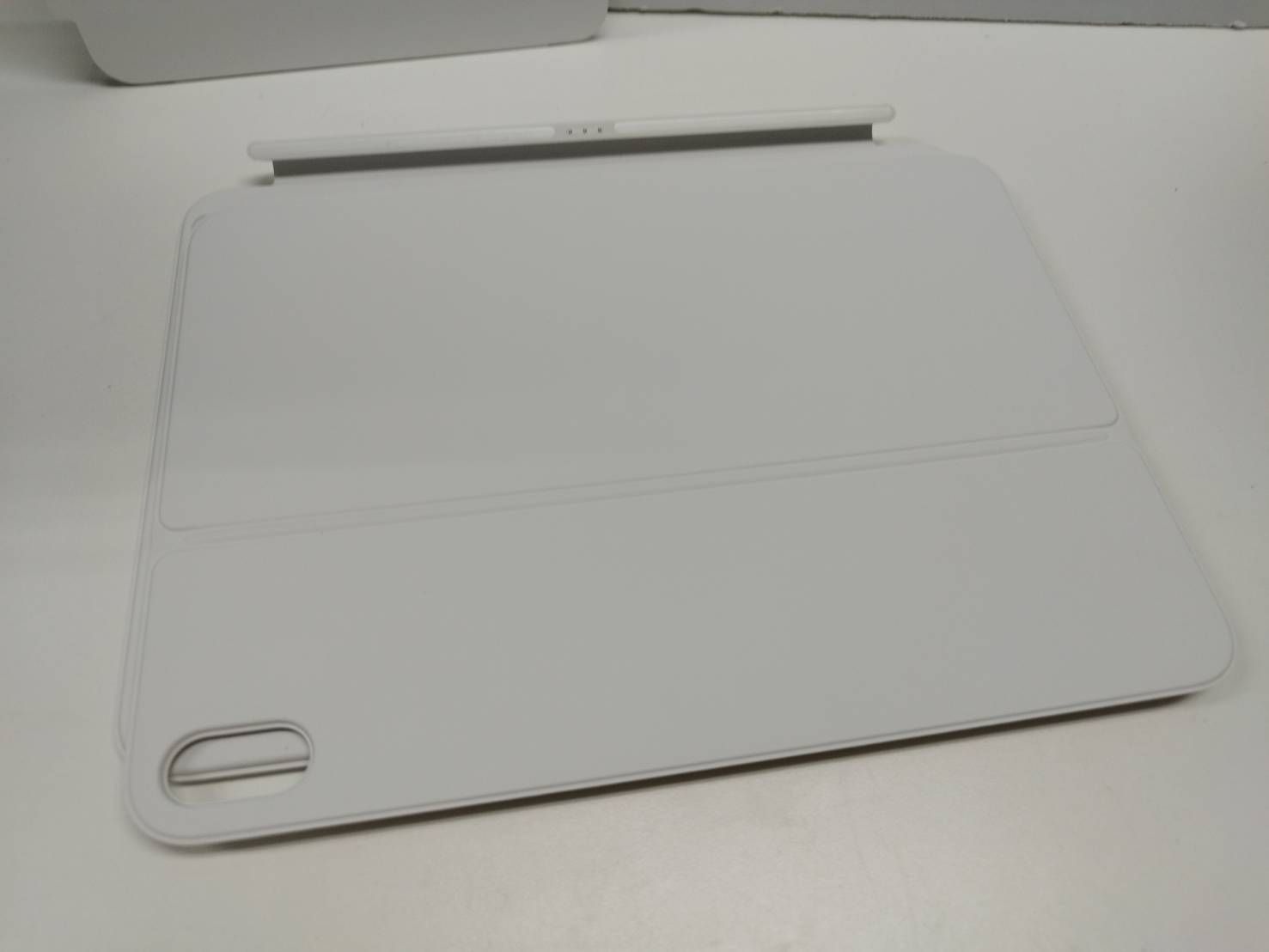 iPad Magic Keyboard Folio 10.9インチ 第10世代 A2695 日本語配列 MQDP3J A CHRISTIANNAURATH_COM_BR