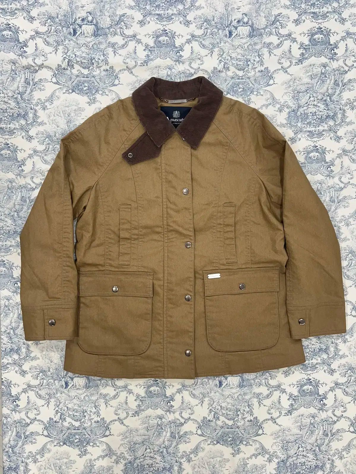 Aquascutum アクアスキュータム ゲートジャケット