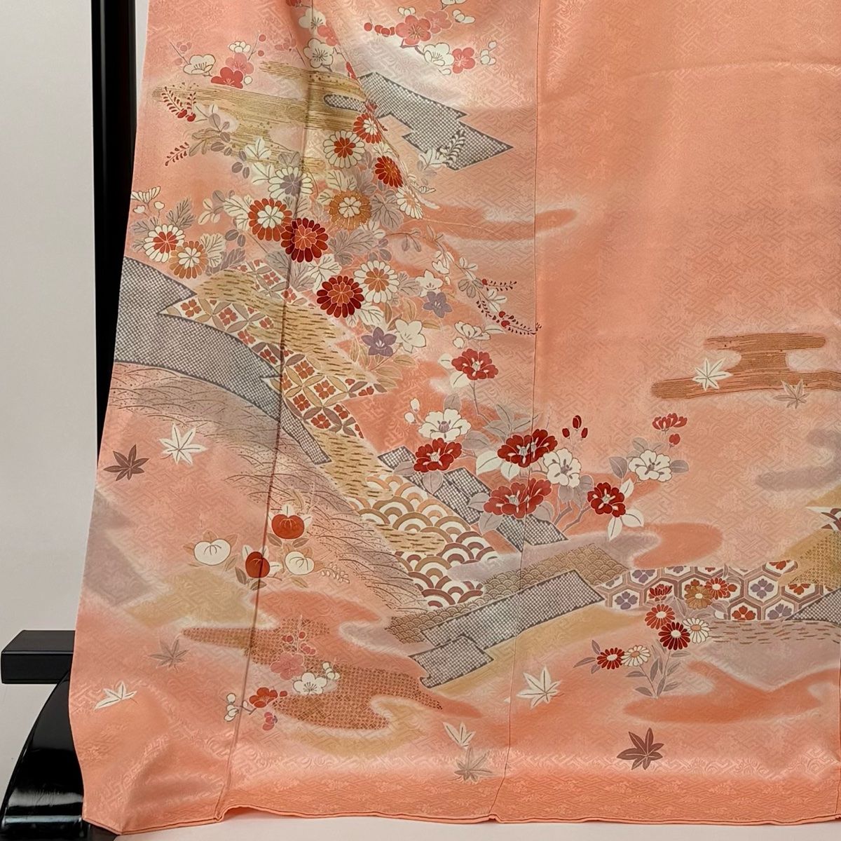 さが美　正絹袷　長襦袢　淡いサーモンピンク　裄68.5袖丈48肩身丈130.5 さが美 正絹袷 長襦袢 淡いサーモンピンク 裄68.5袖丈48肩身丈