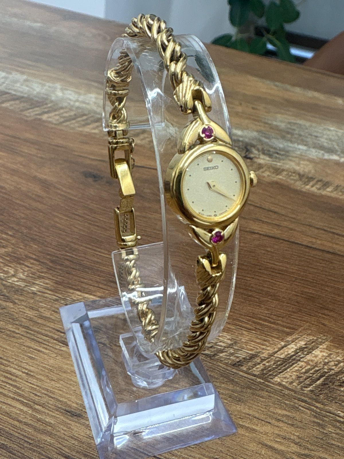 SEIKO セイコー ティセ ブレス型クォーツ腕時計 電池交換済