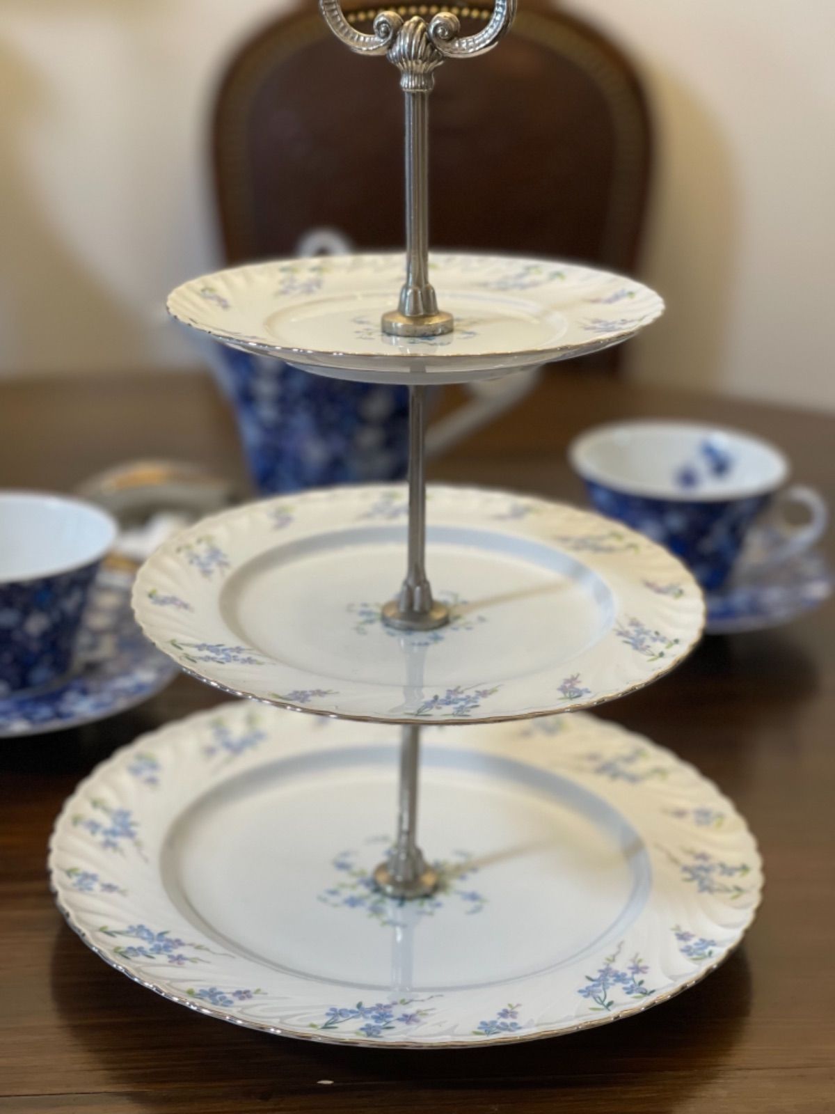 お値下げ】骨董 永楽善五郎（妙全）金襴手酒盃(桐共箱) 永楽善