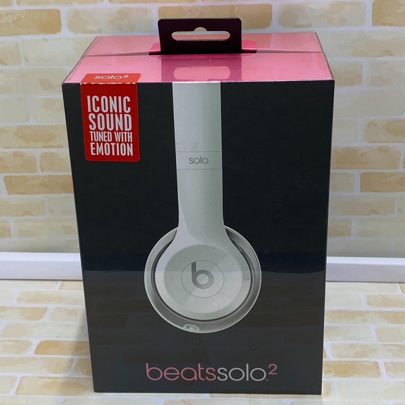 Beats by Dr. Dre Beats Solo2 オンイヤーヘッドフォン(ホワイト