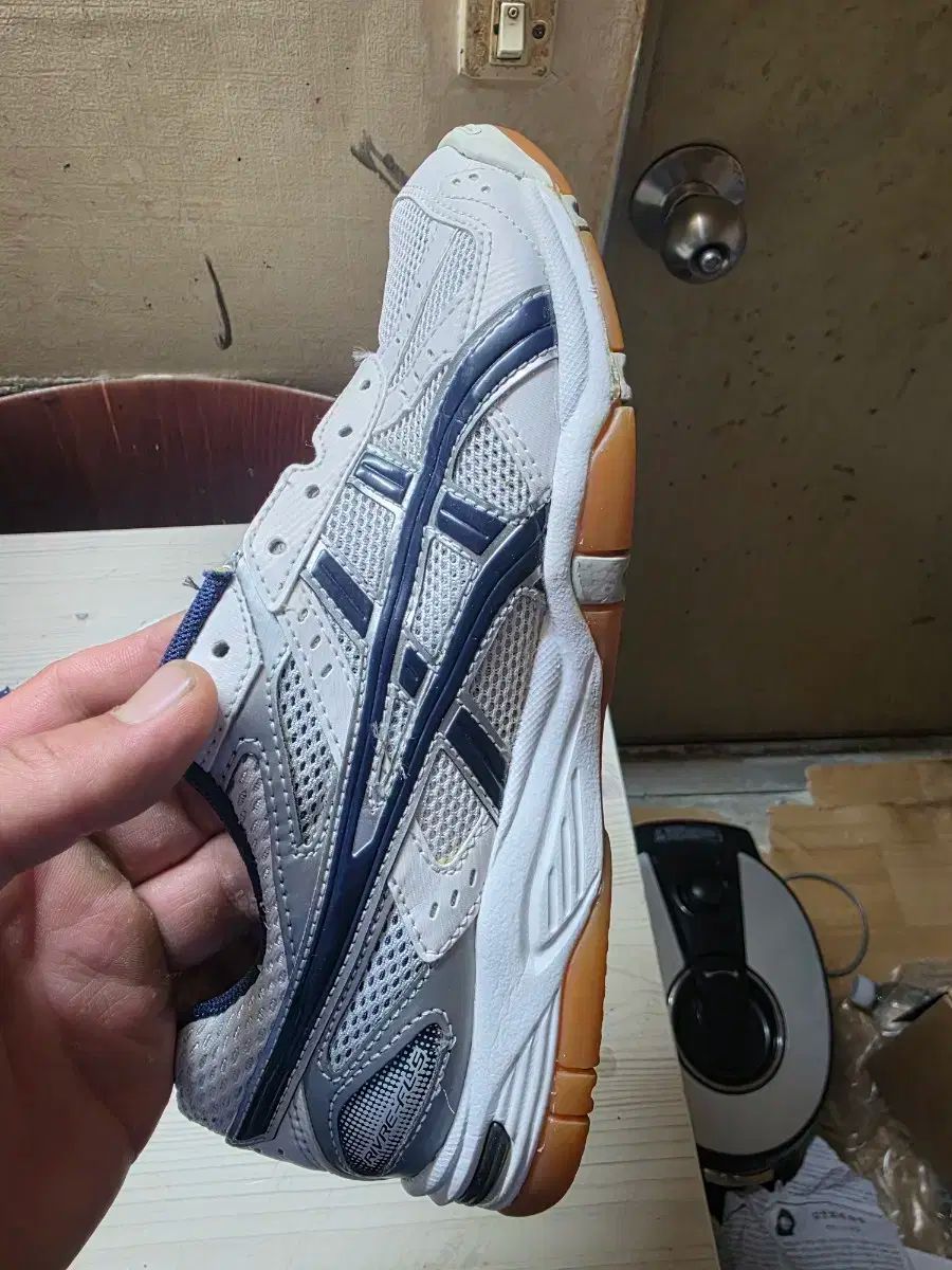 asics アシックス 宝くじ fl5 バレーボール バドミントン スポーツ大学入試 235mm