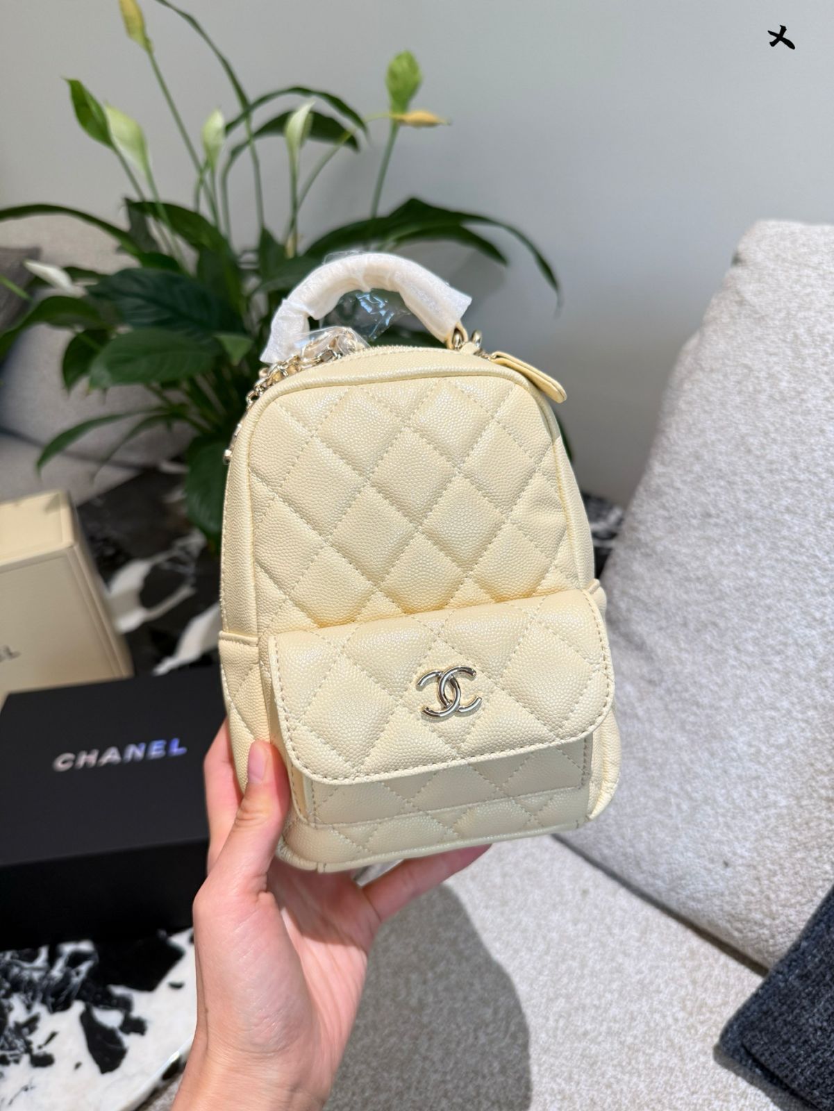 24C CHANEL クラシックバッグパック_ミニリュック 今日特価】Chanel 24c ミニバックパック ブラック レザー サイズ