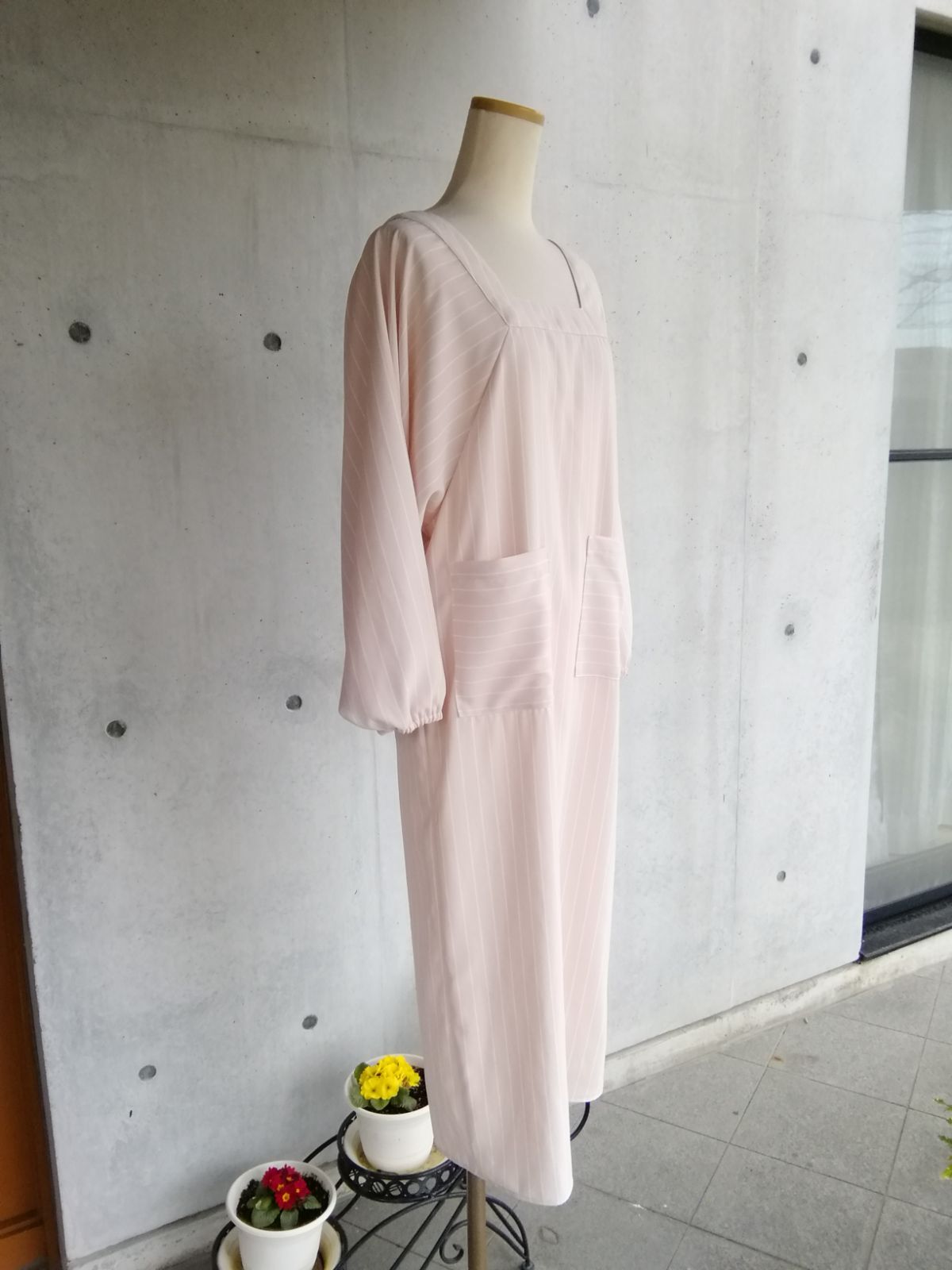 普段使いでもかわいいロング割烹着