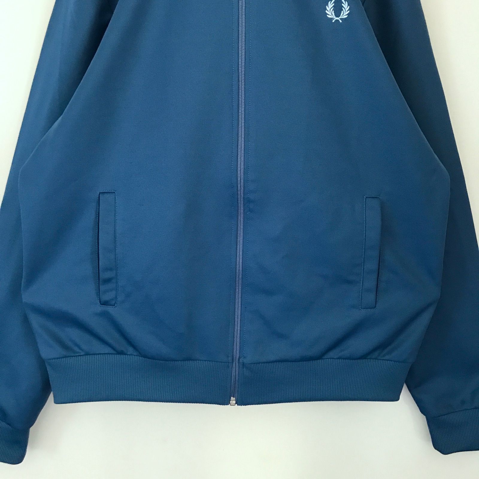 フレッドペリー/FRED PERRY☆ベーシックトラックジャケット☆J6000 