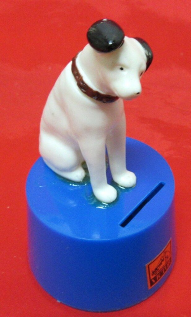 ビクター ニッパー犬 貯金箱 本体陶器製 青台座 10cm - メルカリ