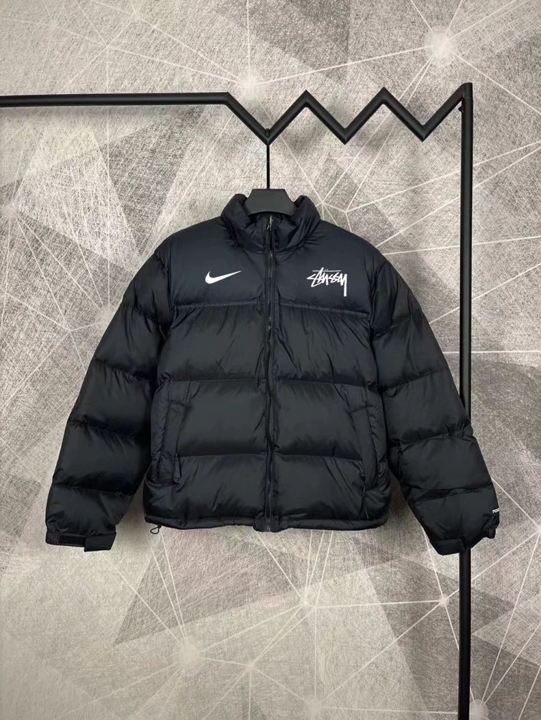 新品 未使用 Stussy コラボ ナイキダウンジャケット ファッション 新品