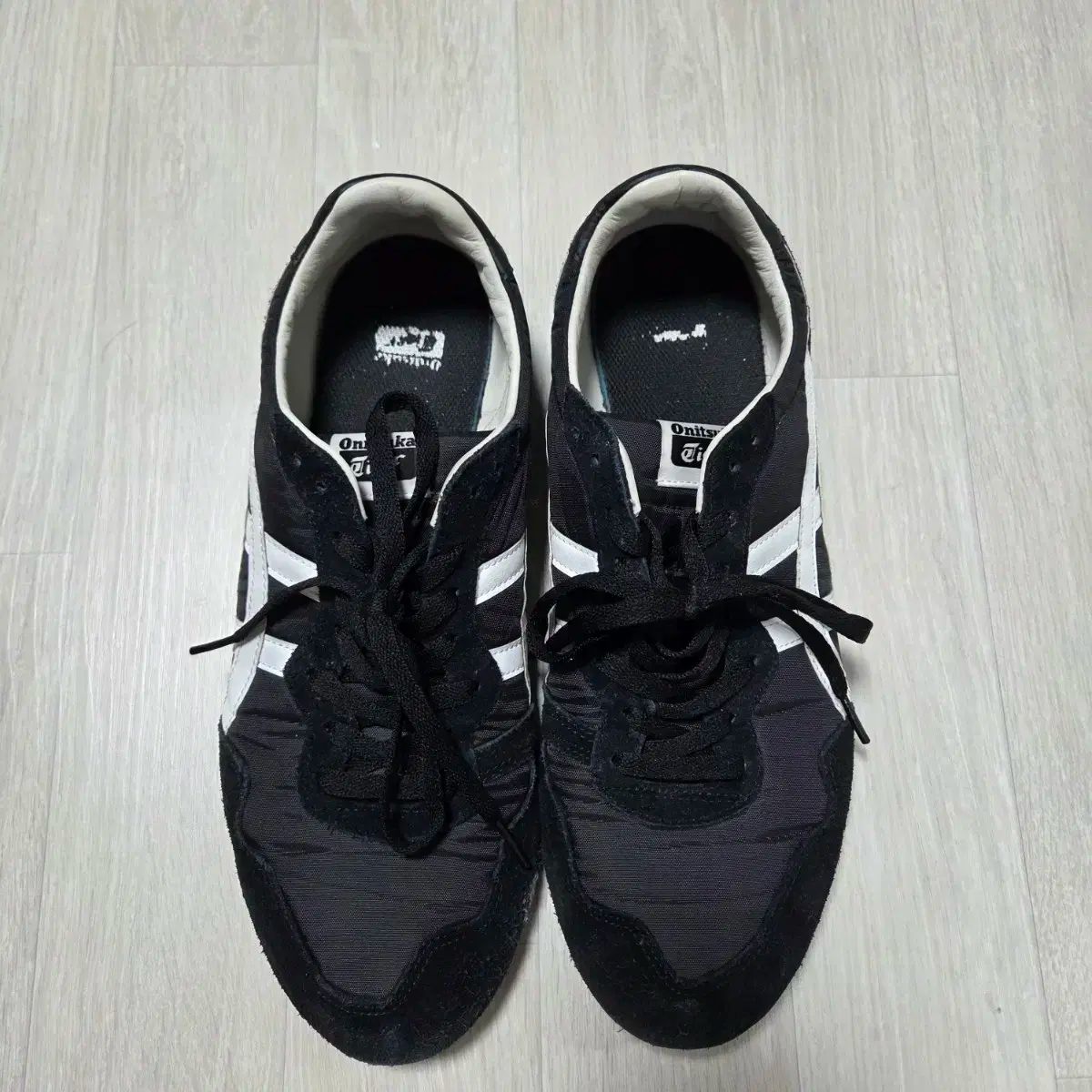 onitsuka tiger(オニツカタイガー) セラーノ ブラックカラー