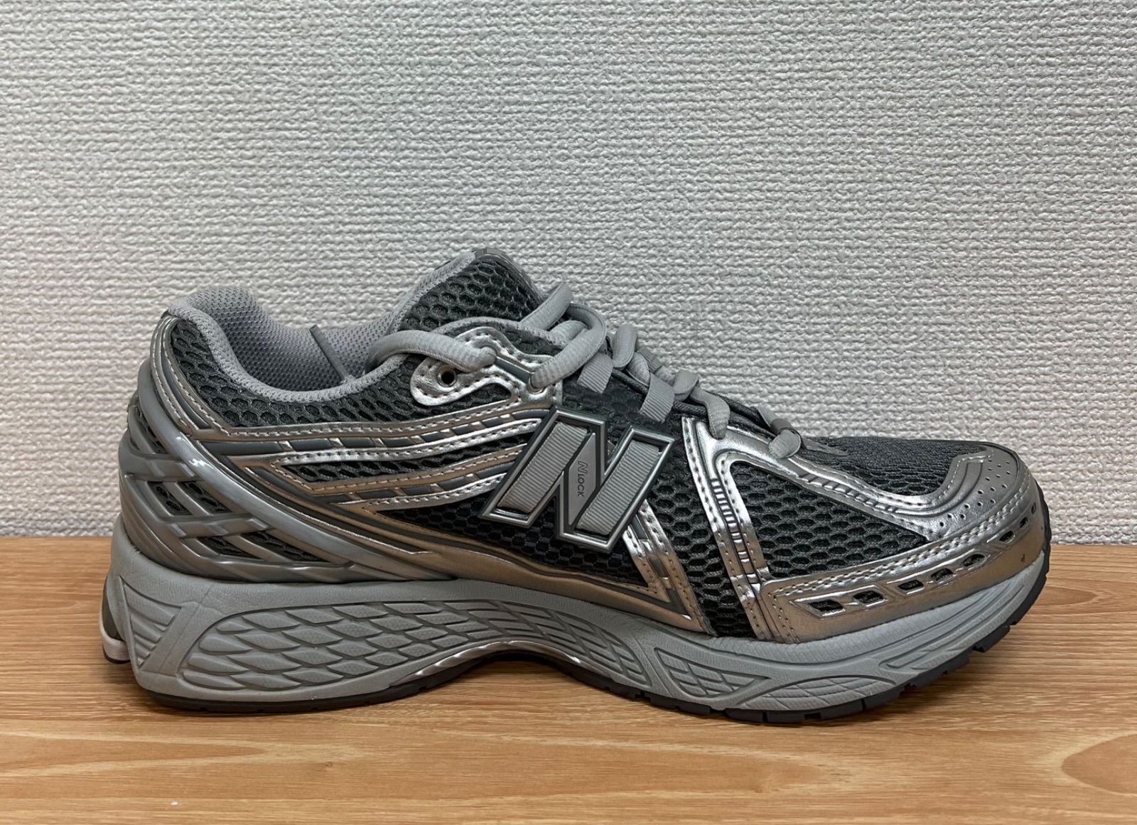 SALE】【美品】New balance M1906REH Harbor Grey 28.5cm - メルカリ