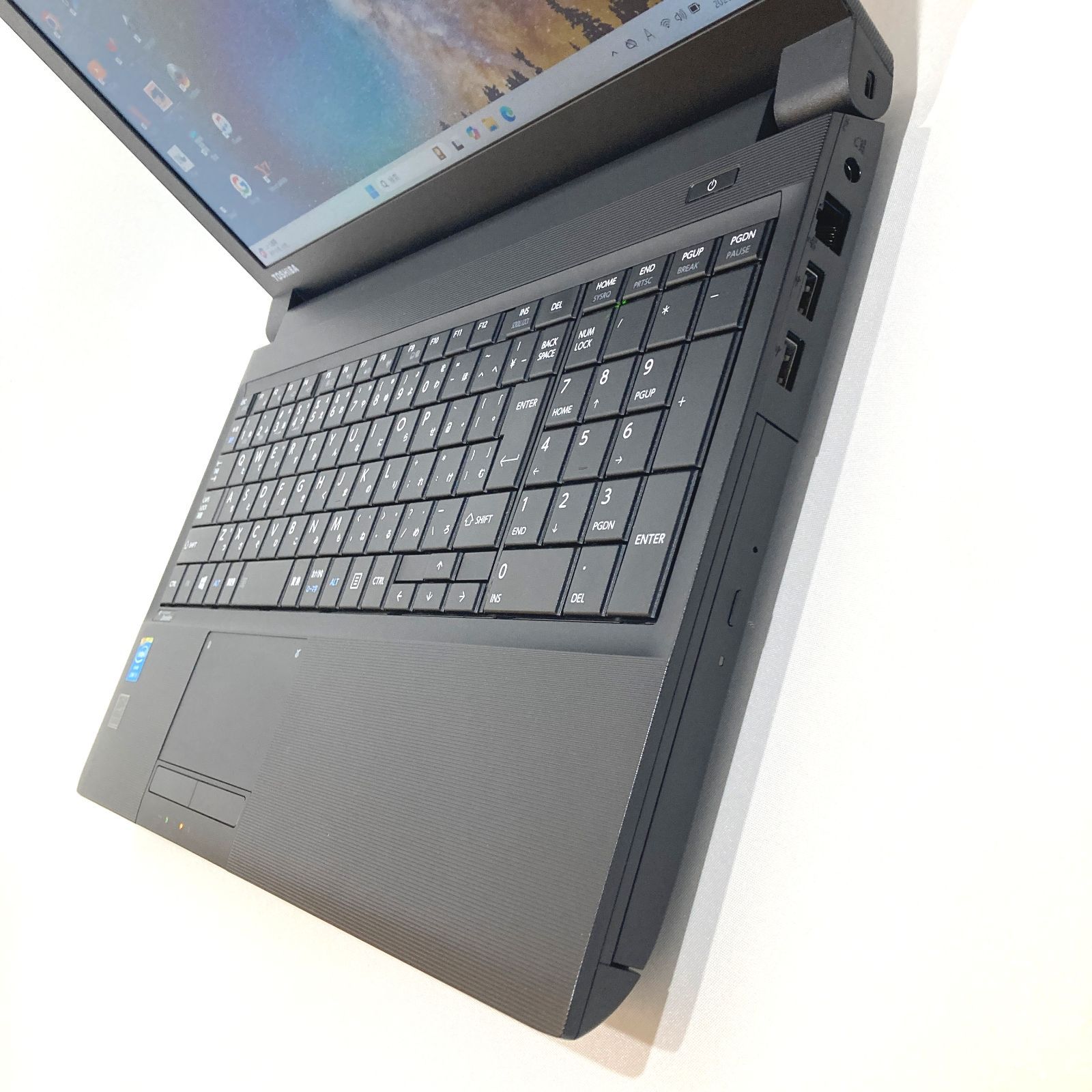 初心者向け✨快速i5・大画面・DVD◇黒◇すぐ使えるノートパソコン◇