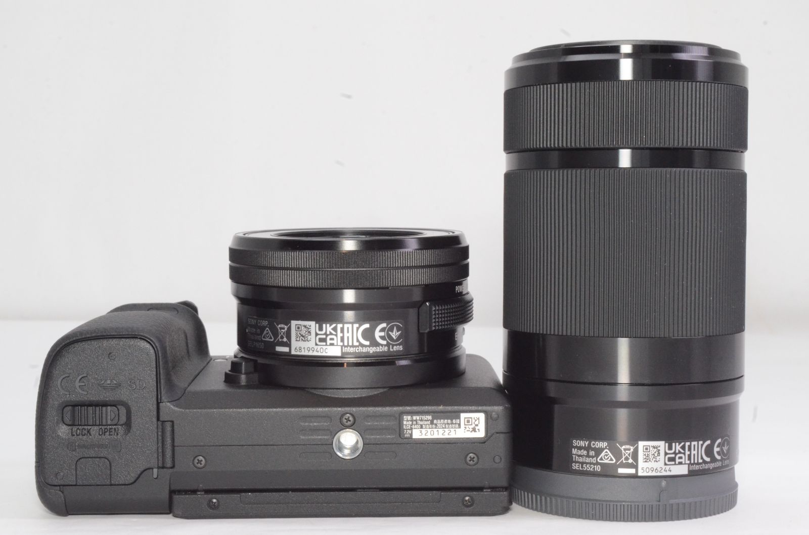 美品】 SONY α6400 ダブルズームキット +その他 SONY α6400 ダブル