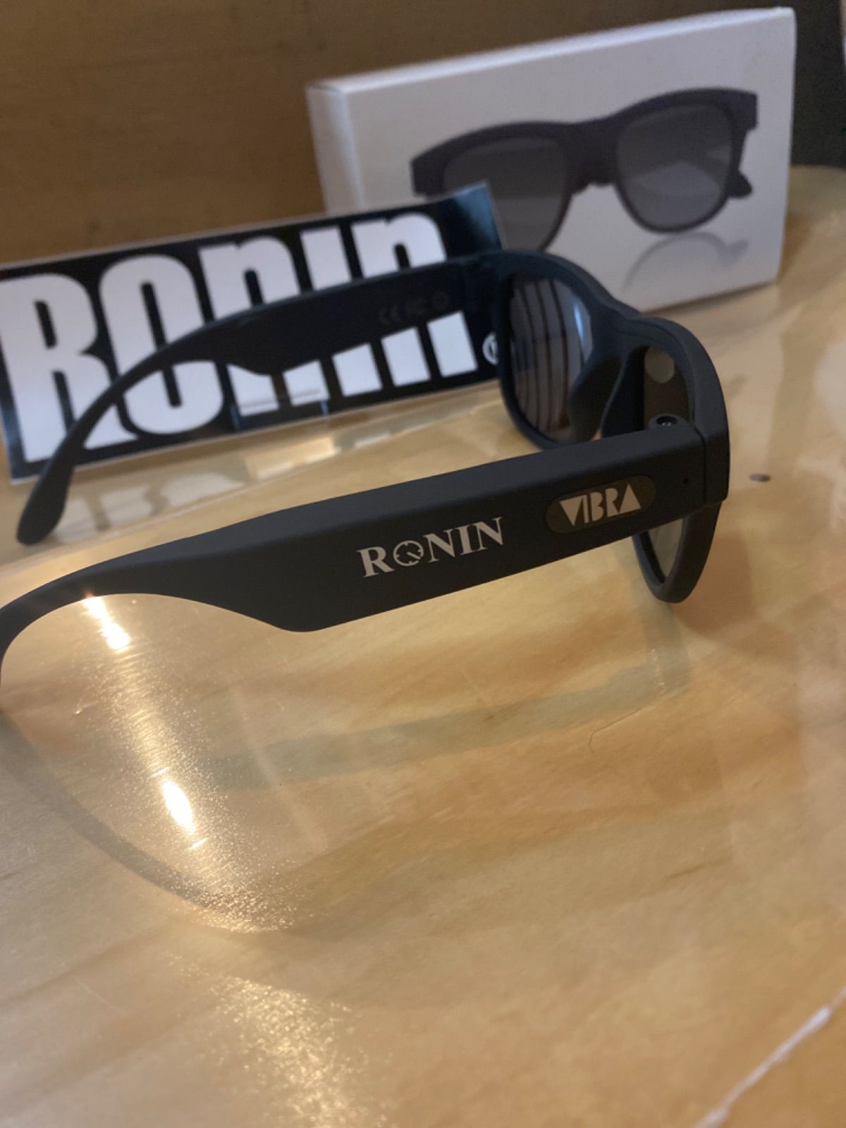 RONIN × VIBRA 骨伝導スピーカー内蔵スマートサングラス - サーフィン 