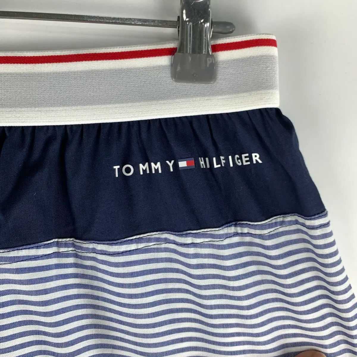 Tommy Hilfiger(トミーヒルフィガー) 新品 ストライプ ハーフ
