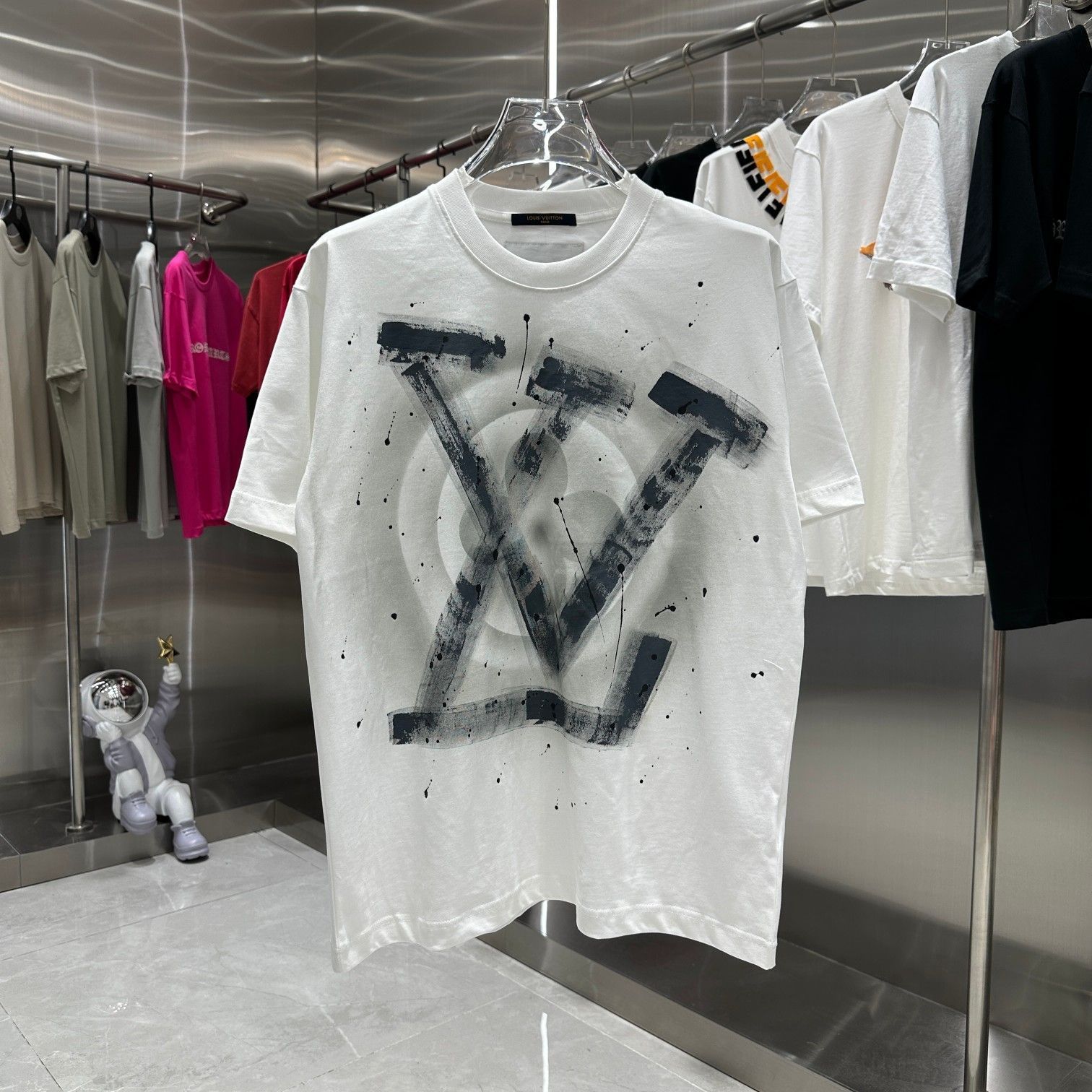 LOUIS VUITTON 夏の個性的な手描き半袖Tシャツ 男女兼用