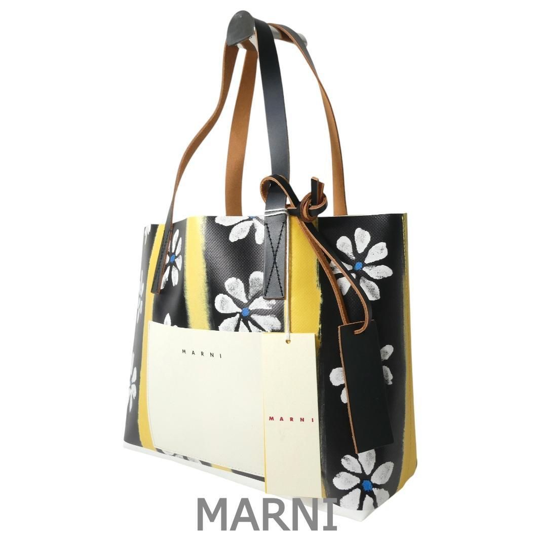 新品同様 MARNI マルニ 花柄 フローラルプリント PVCレザー ポケット