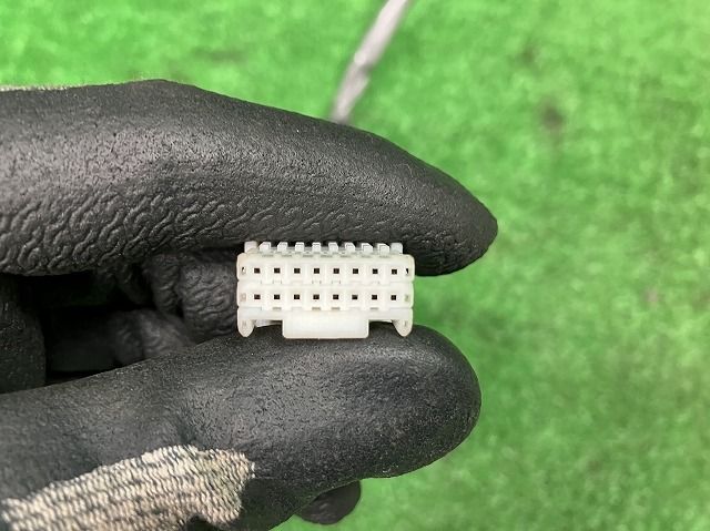 カローラフィールダー NKE165G 左サイドミラー ドアミラー ハイブリッドG トーカイリカ TR1001 87940-12K00 070 FFCRYSTALESIA_COM