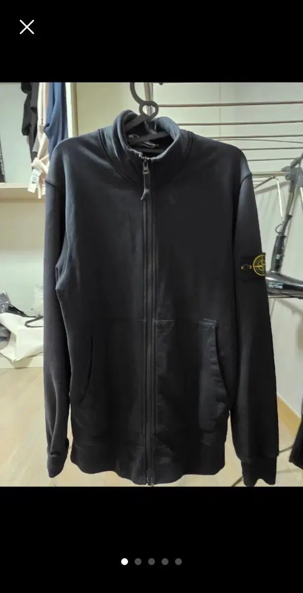 ストーンアイランド ブラック ジップアップ ジャケット