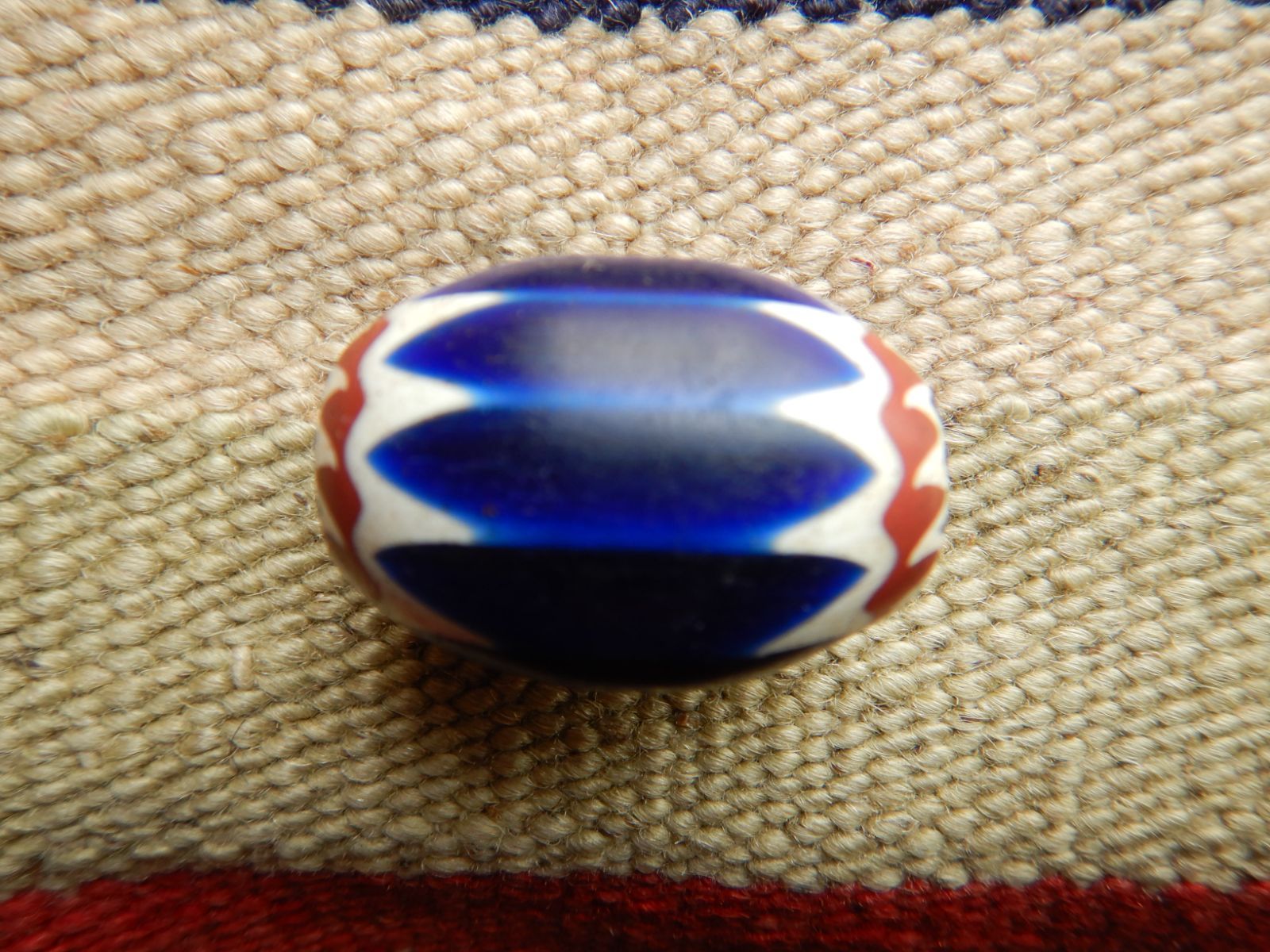 シェブロン玉 NO.30 3.3×2.4cm 39ｇトンボ玉 アフリカ交易玉 Chevron Beads ヴェネチア産 アンティーク