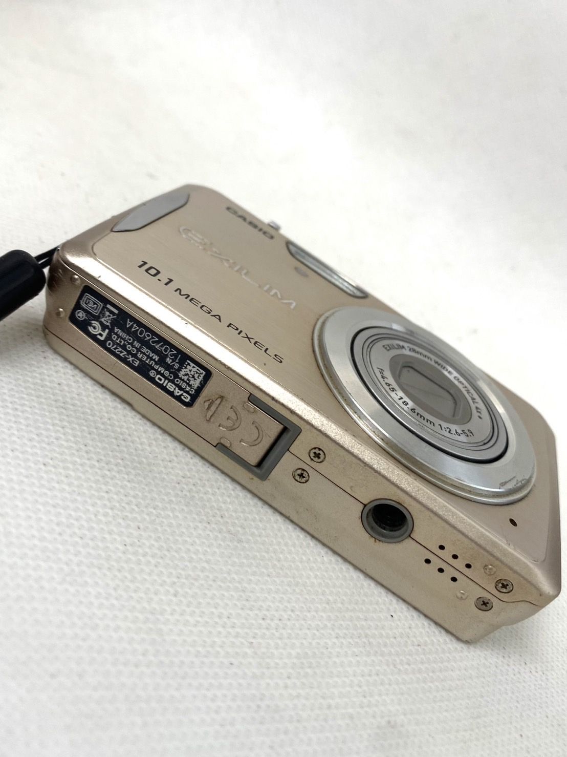 美品 CASIO EXILIM EX-Z270 コンパクトカメラ デジタルカメラ