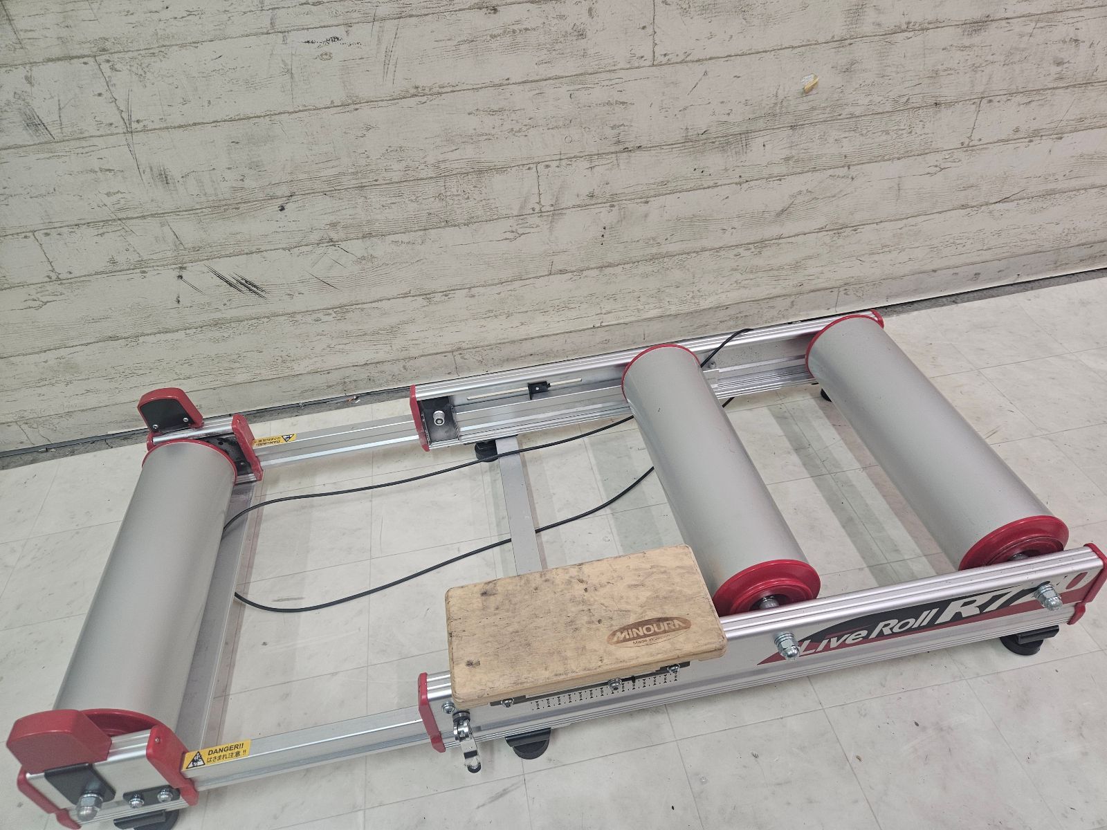 □【 西濃運輸 発送のみ 】MINOURA LIVE ROLL R720 ミノウラ 3本ローラ