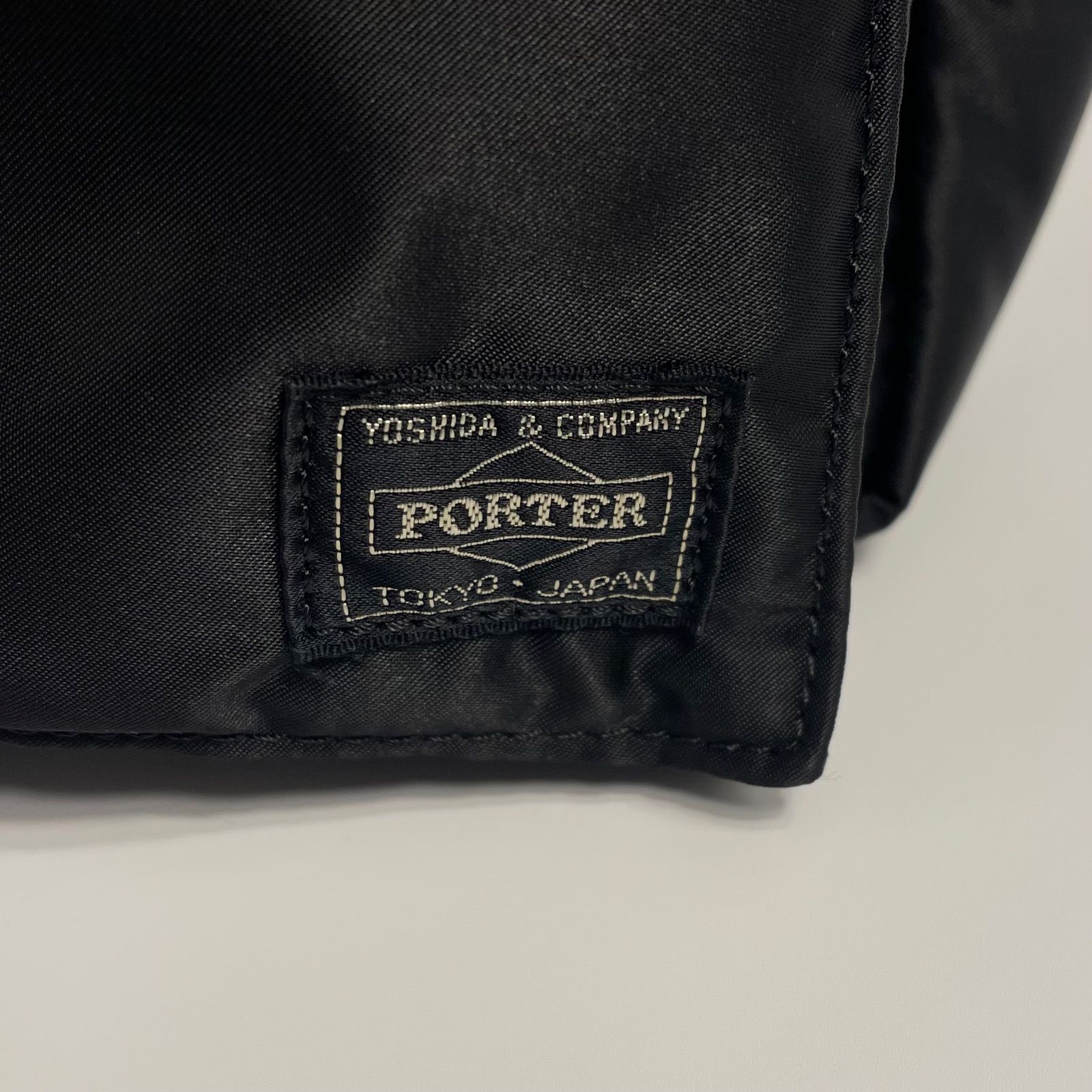 極美品✨ポーター タンカー 縦型 ショルダー メッセンジャーバッグ